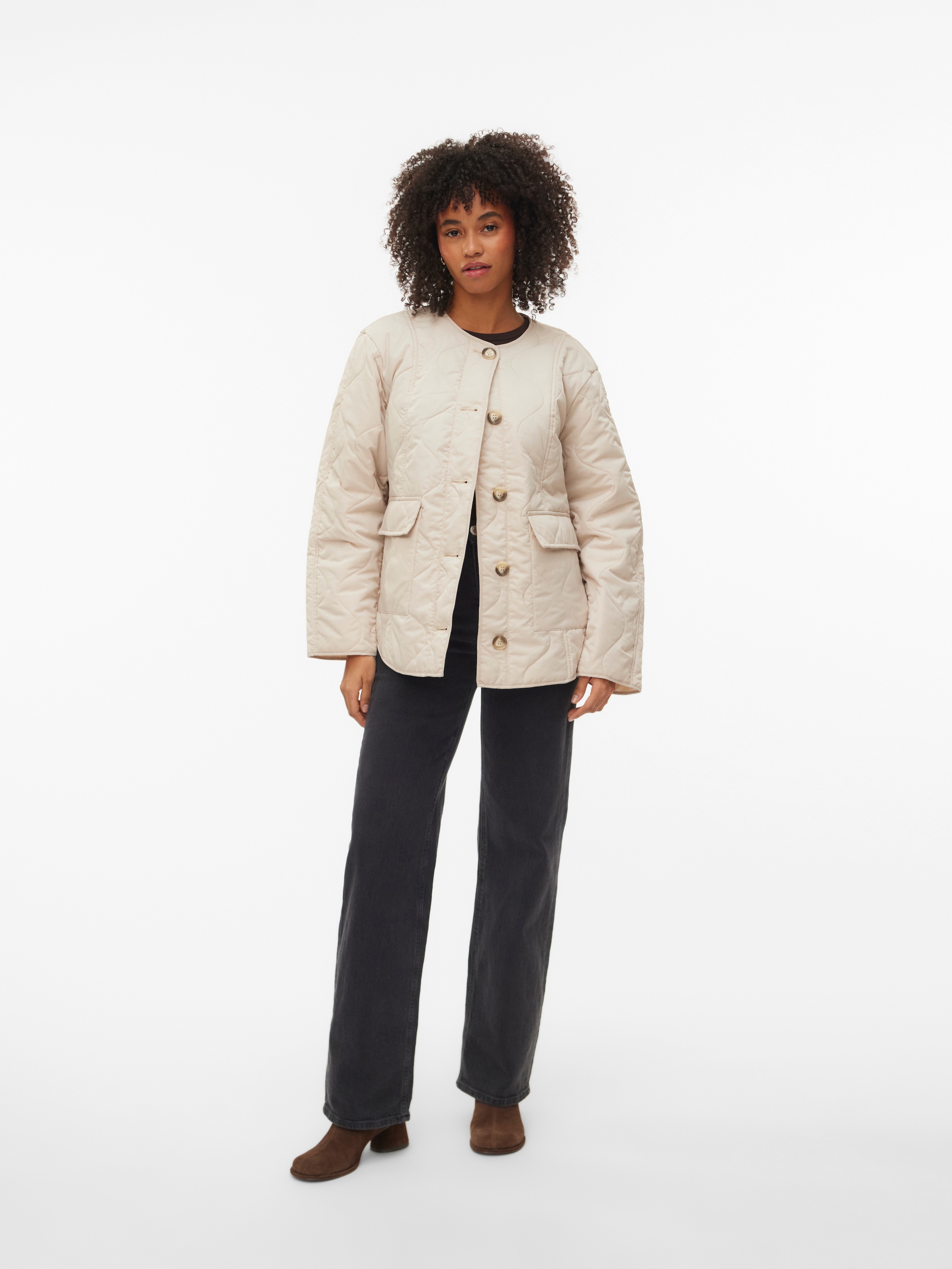 Vero Moda Veste matelassée »VMMILLIE JACKET NOOS« mit durchgehender Knopfleiste