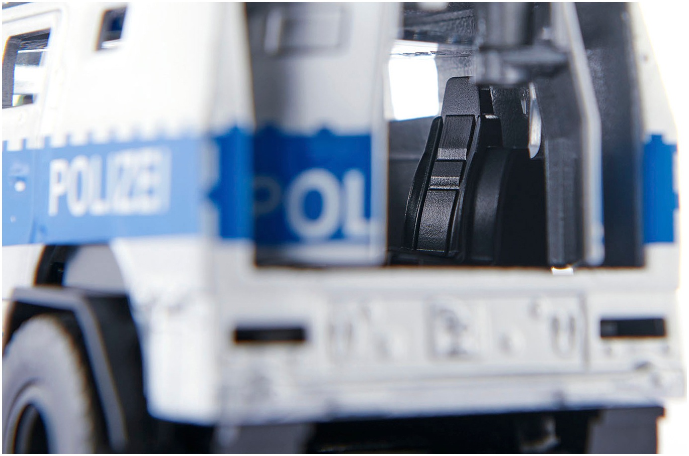 Siku Spielzeug-Auto »SIKU Super, Rheinmetall MAN Survivor R (2304)« Made in Europe