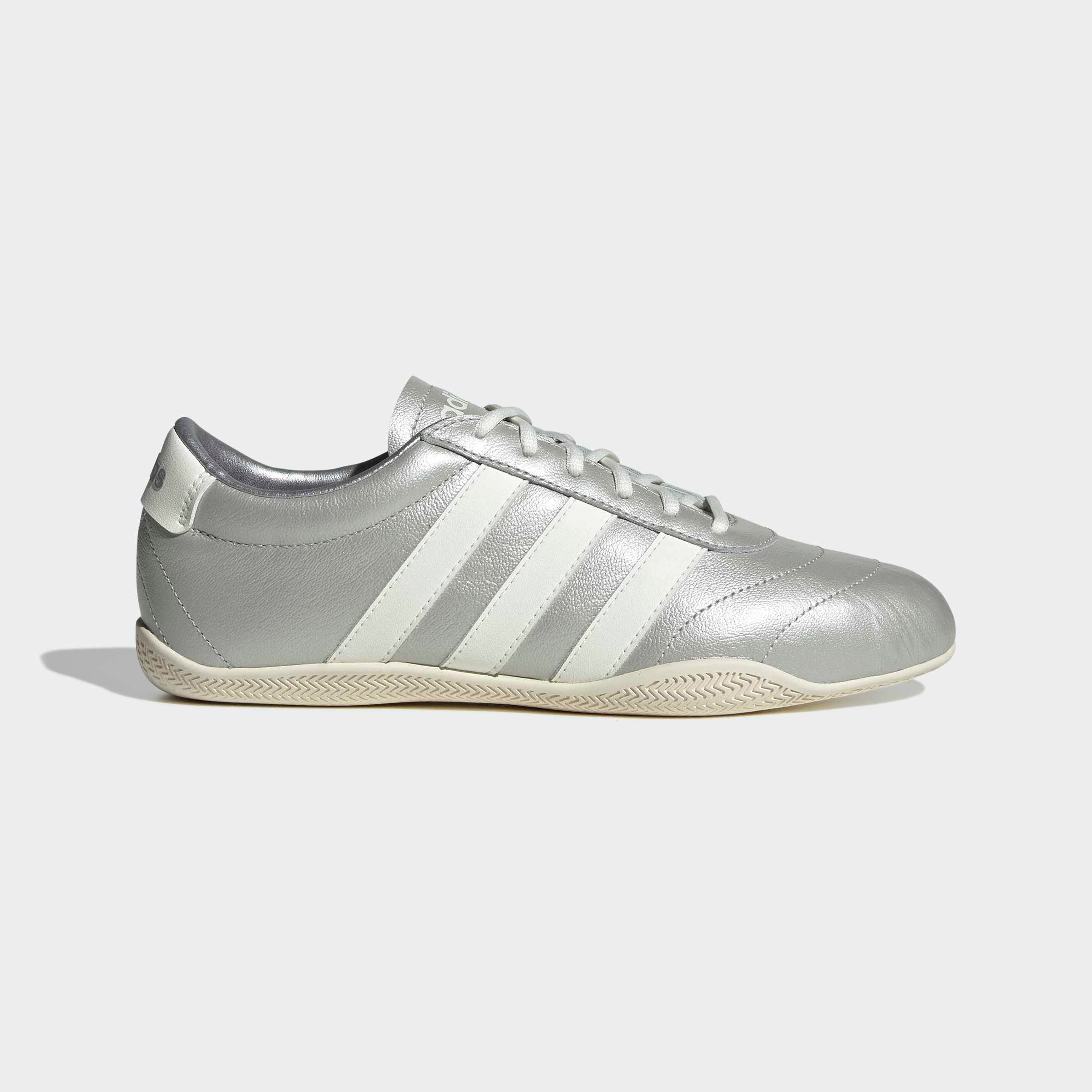 adidas Sportswear Sneaker »GRAND COURT LO«  Design auf den Spuren des adidas Superstar