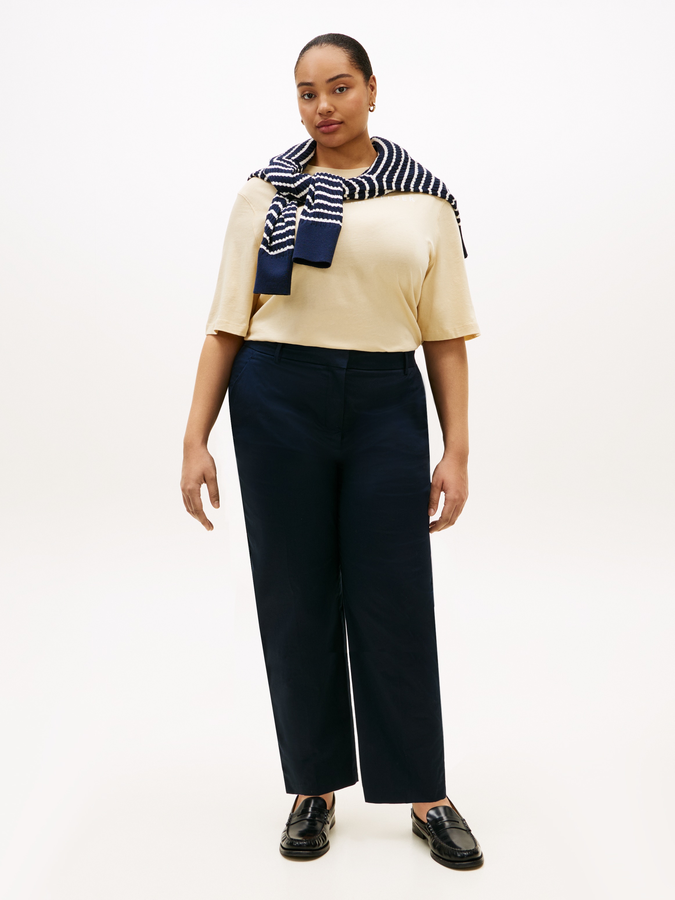 Tommy Hilfiger Curve T-Shirt »CRV CORP LOGO TRAPEZE C-NK TEE« in grossen Grössen