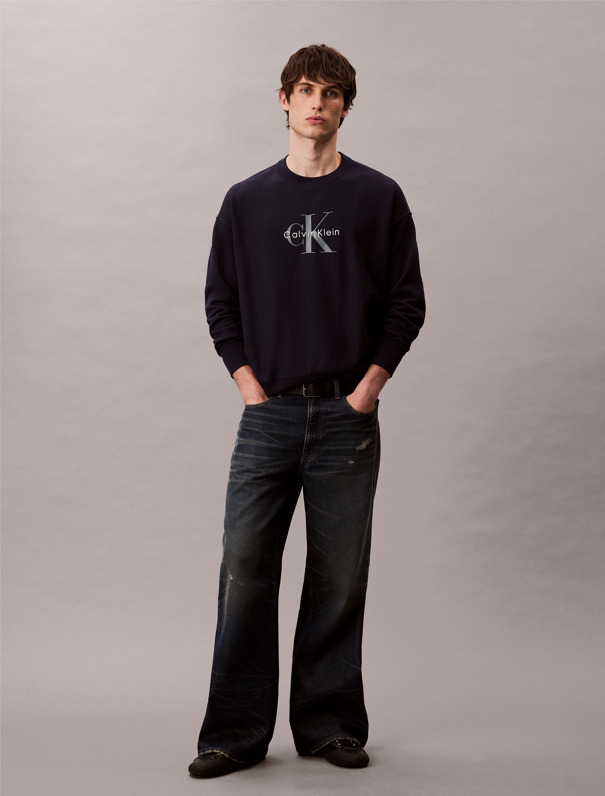 Calvin Klein Jeans Sweatshirt »LS EU 350TERRY MONOLOGO CN SWTSH«, Rundhalsausschnitt, regular fit
