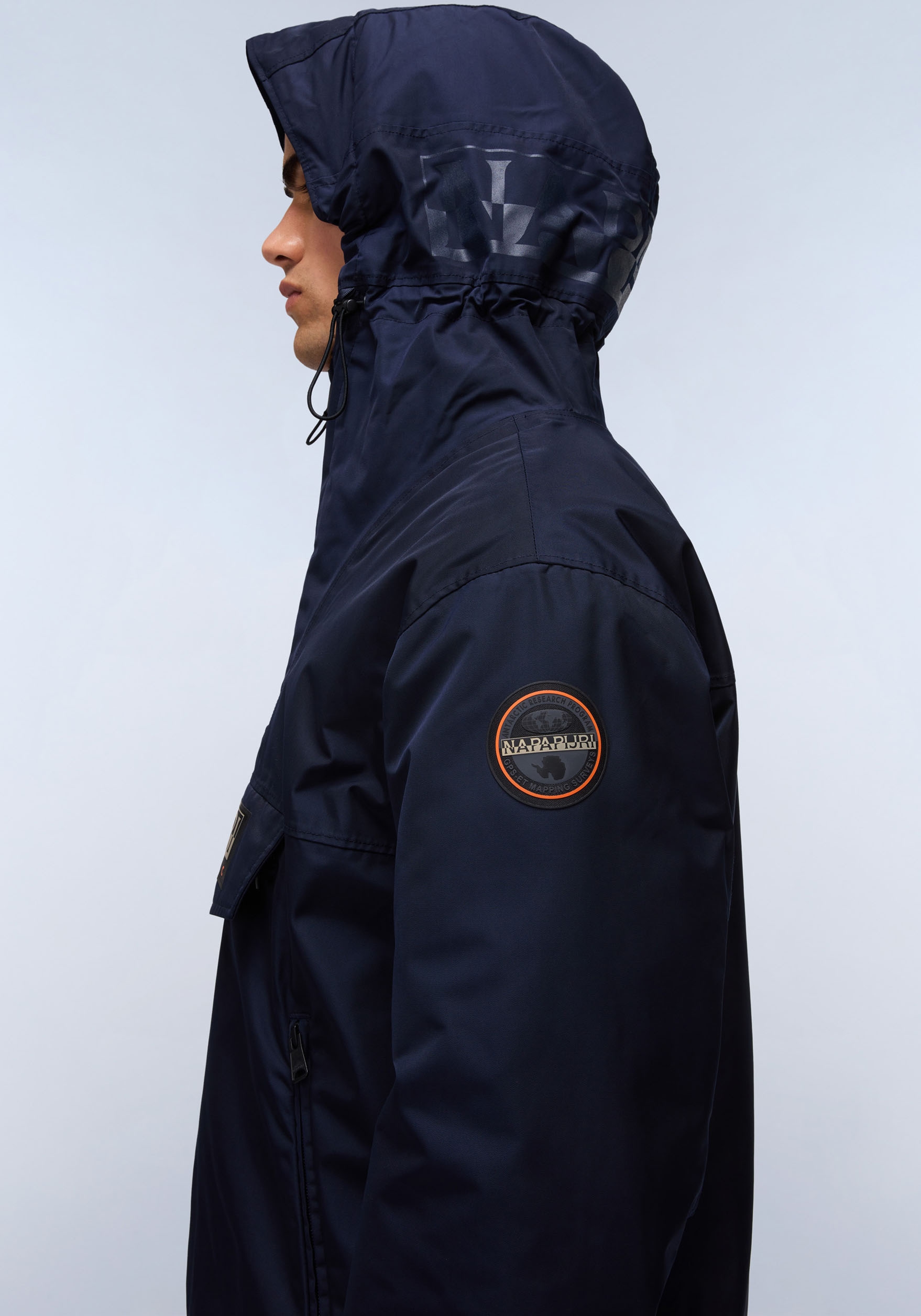 Napapijri Anorak »RAINFOREST« mit Kapuze regular fit, mit seitlichen Reissverschluss, Belüftungsösen,