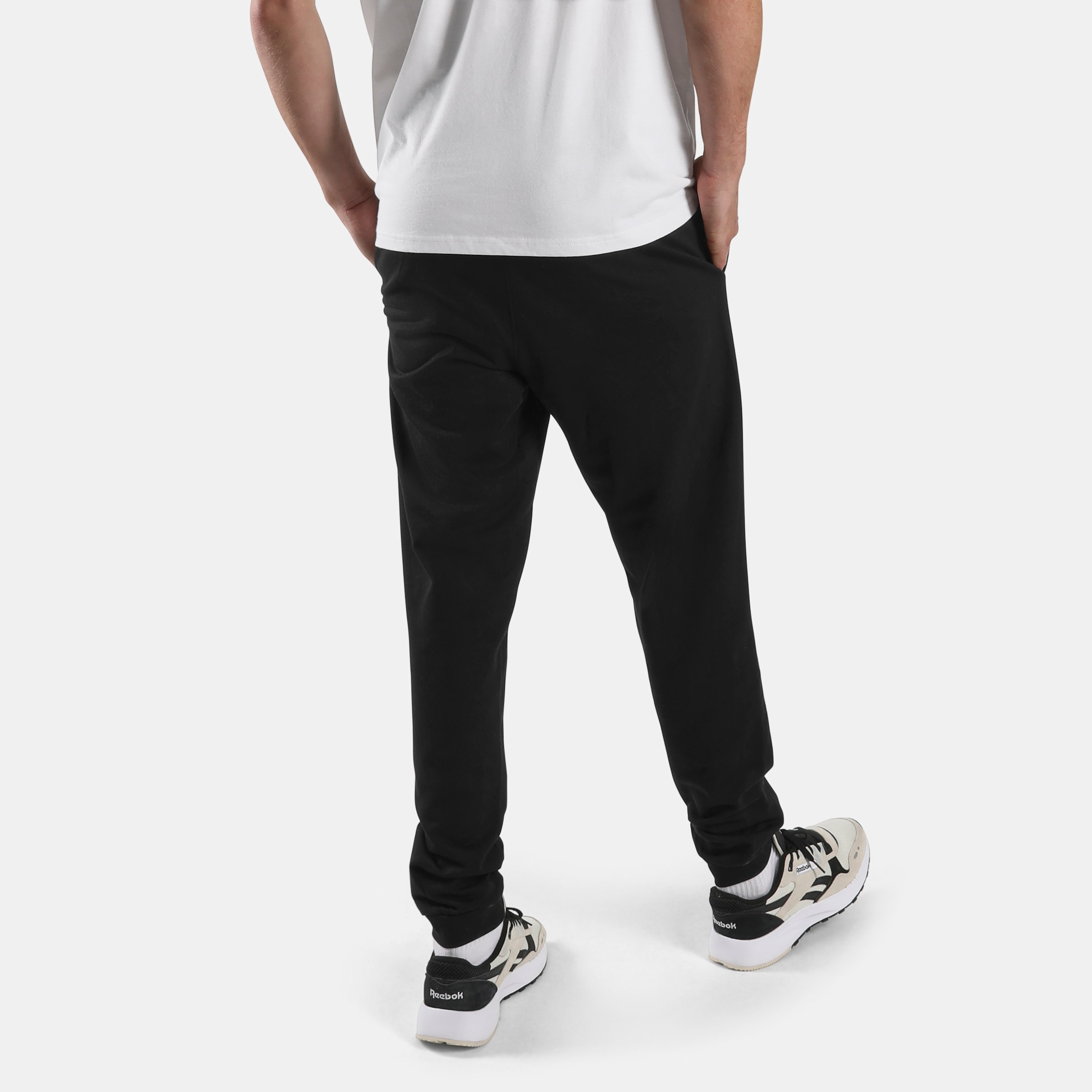 Reebok Pantalon de jogging »ID SMALL LOGO FRENCH TERRY JOGGER PANTS«  convient aux adultes, en coton, disponible en tailles S à XXL