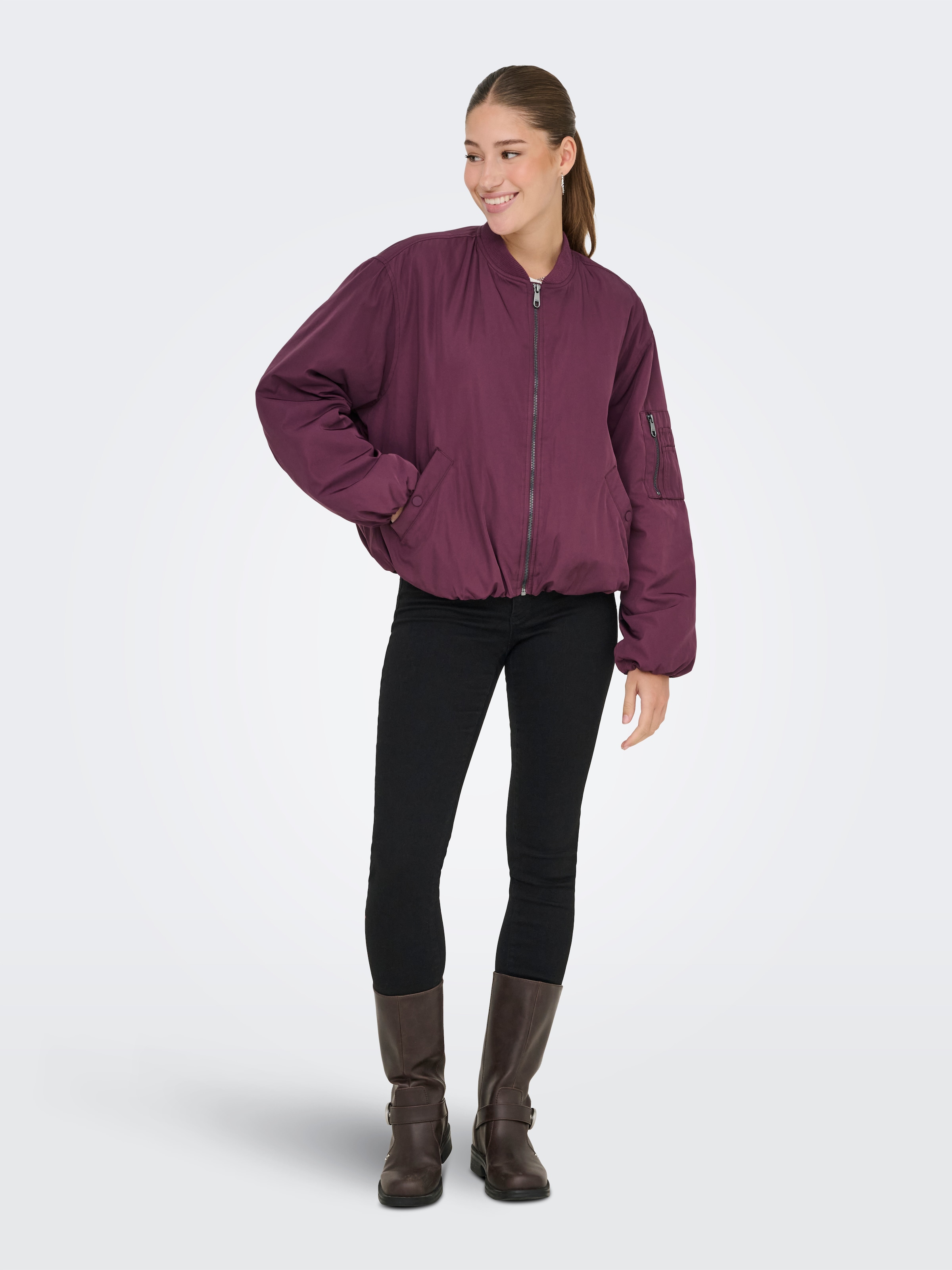ONLY Veste bomber »ONLADEL LIFE OVERSIZED BOMBER CC OTW« sans capuche fibre synthétique,