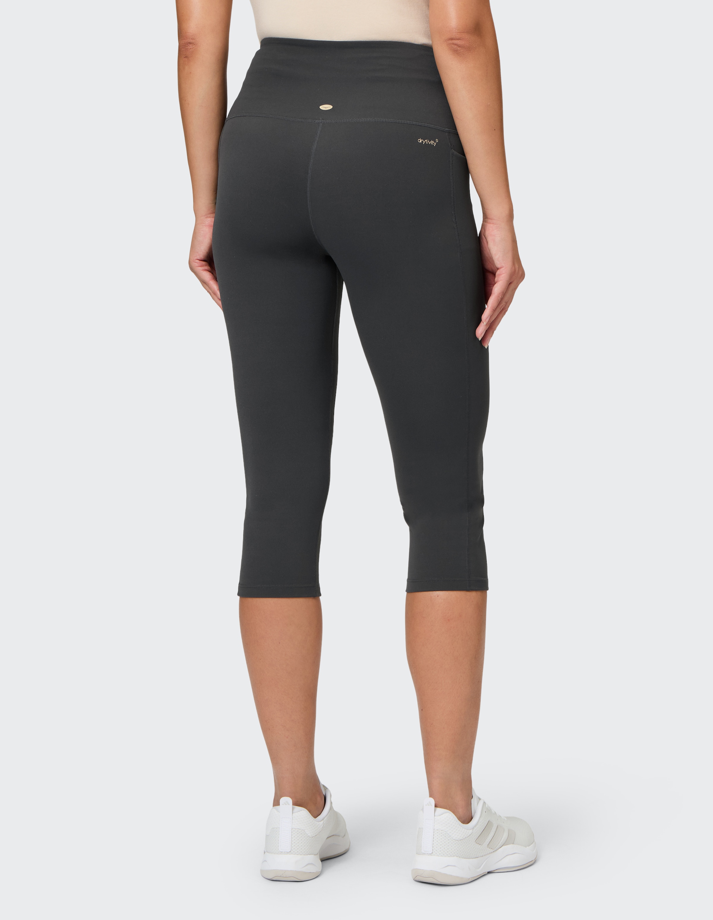 Venice Beach Leggings »LEGGINGS 3/4 AMELIA«  3/4-Länge, sportlicher Stil, aus Polyamid und Elasthan