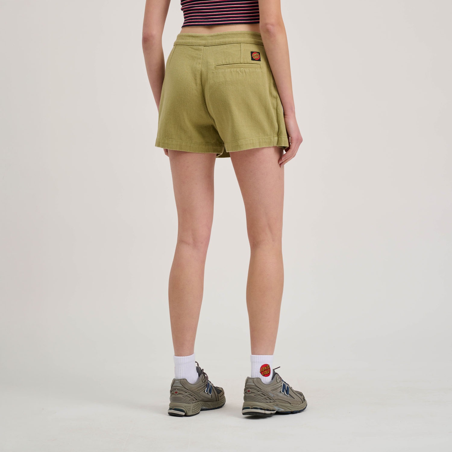 Santa Cruz Short »CLASSIC LABEL SKORT«  sportlicher Stil, für Erwachsene, aus Baumwolle und Polyester