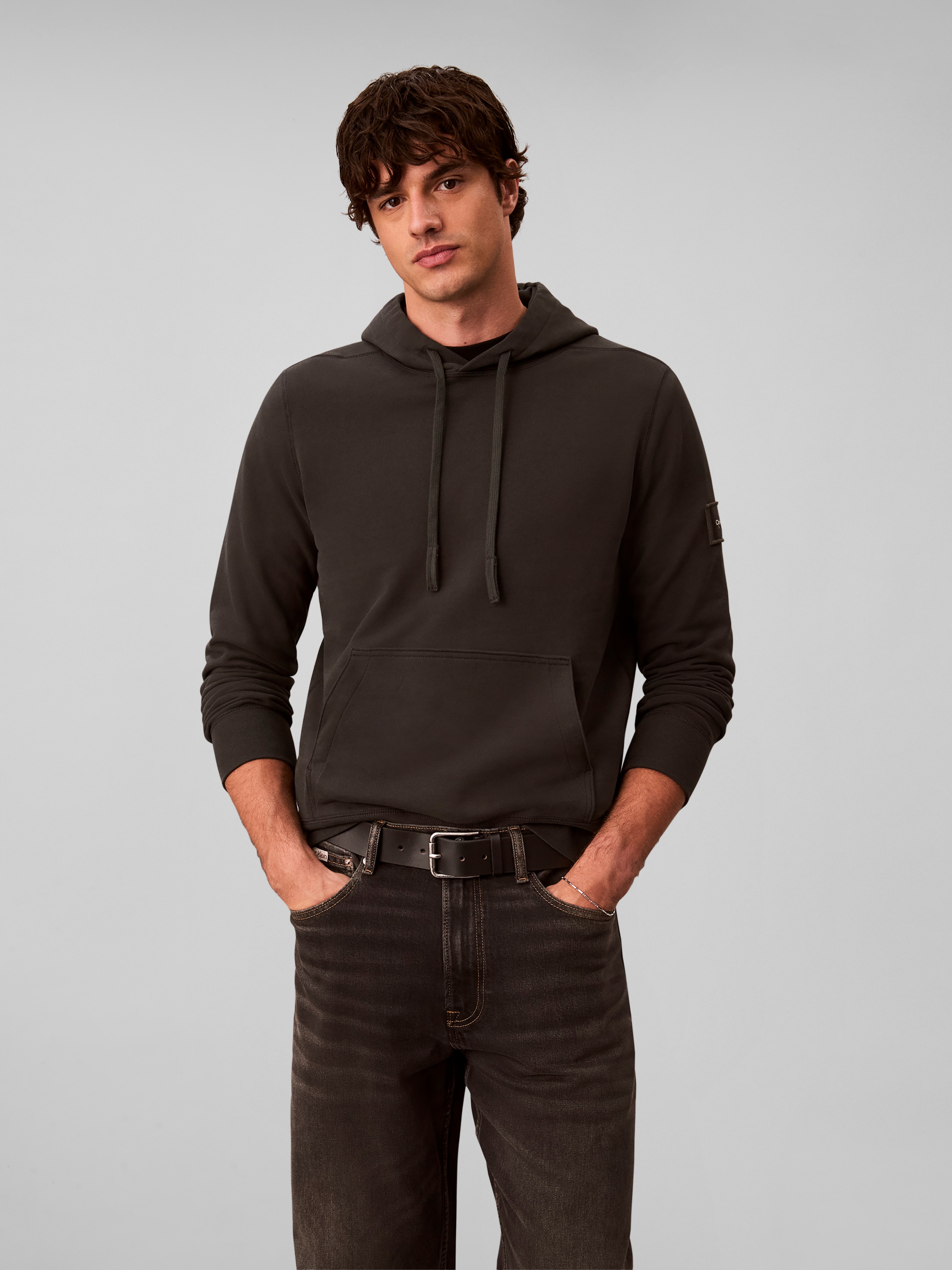Calvin Klein Kapuzensweatshirt »BADGE HOODIE«, Regular fit, Badge, Kängurutasche
