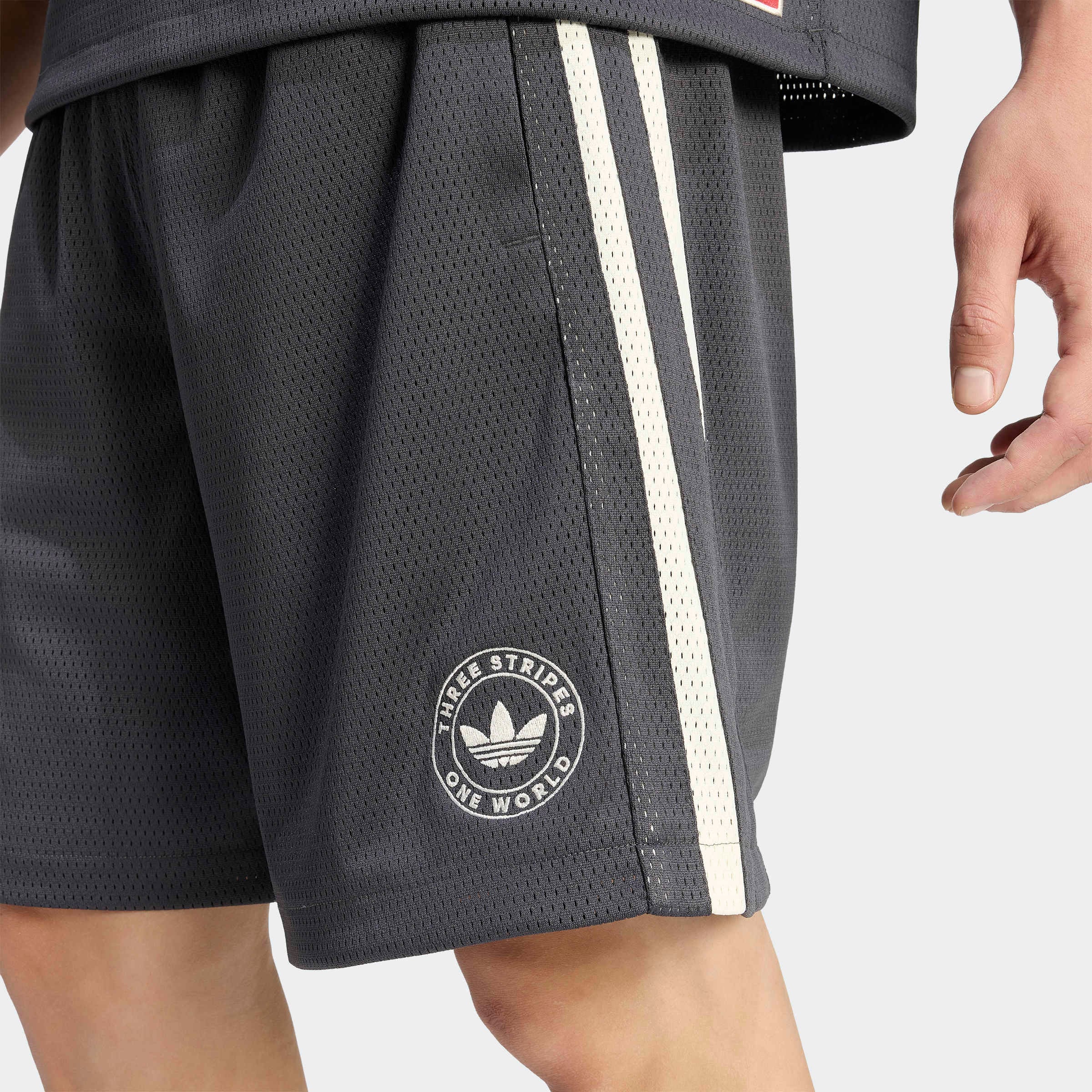 adidas Originals Shorts »ORIGINALS SANTIAGO«