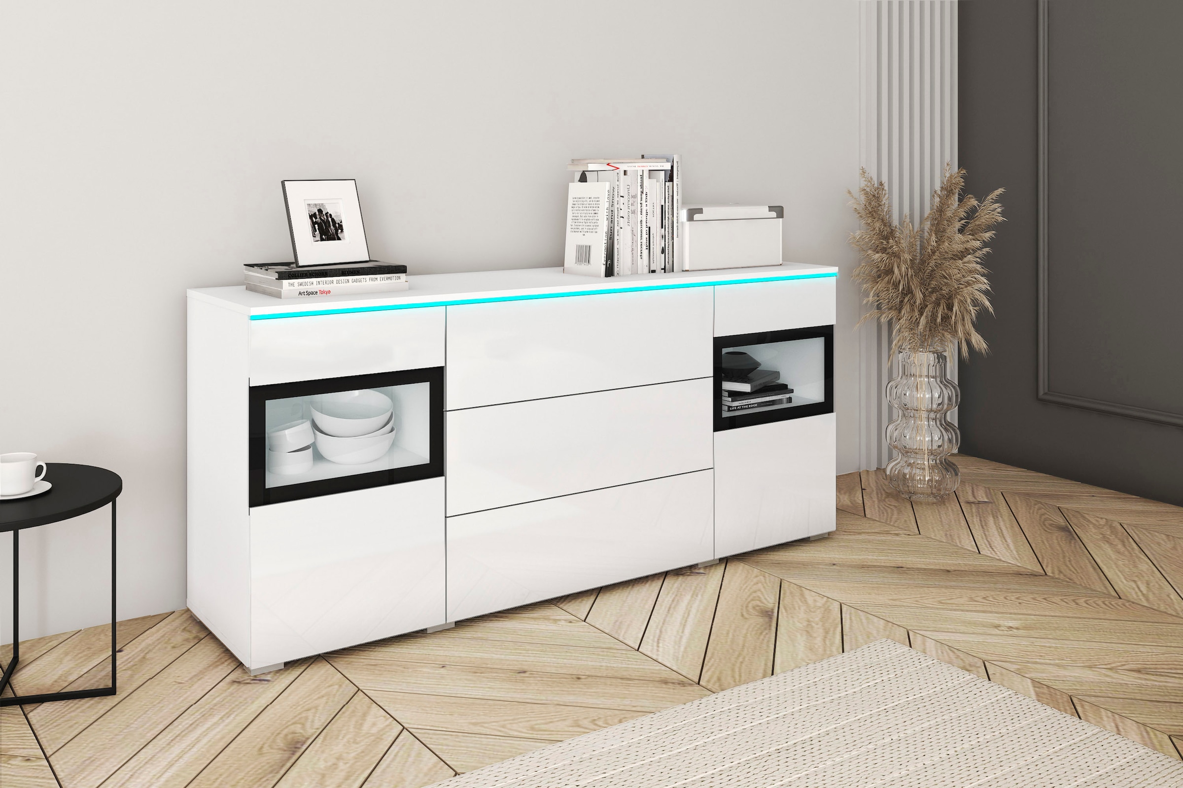 Home affaire Sideboard »VERA« Moderne grifflose Kommode,verstellbare Einlegeböden