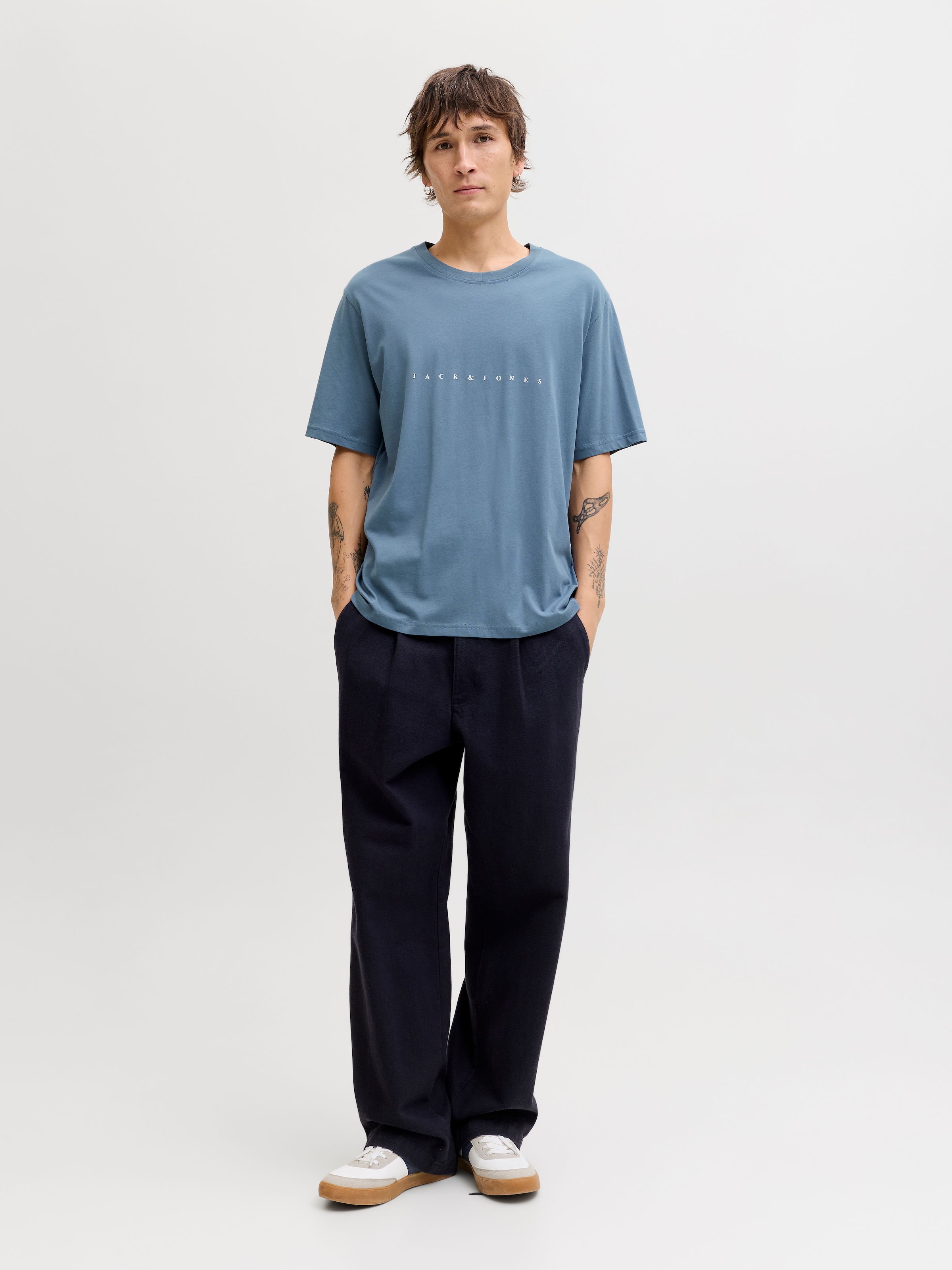 Jack & Jones Shirt à col rond »JJESTAR mit Pigmentprint und Baumwollgefühl« coton, coupe décontractée