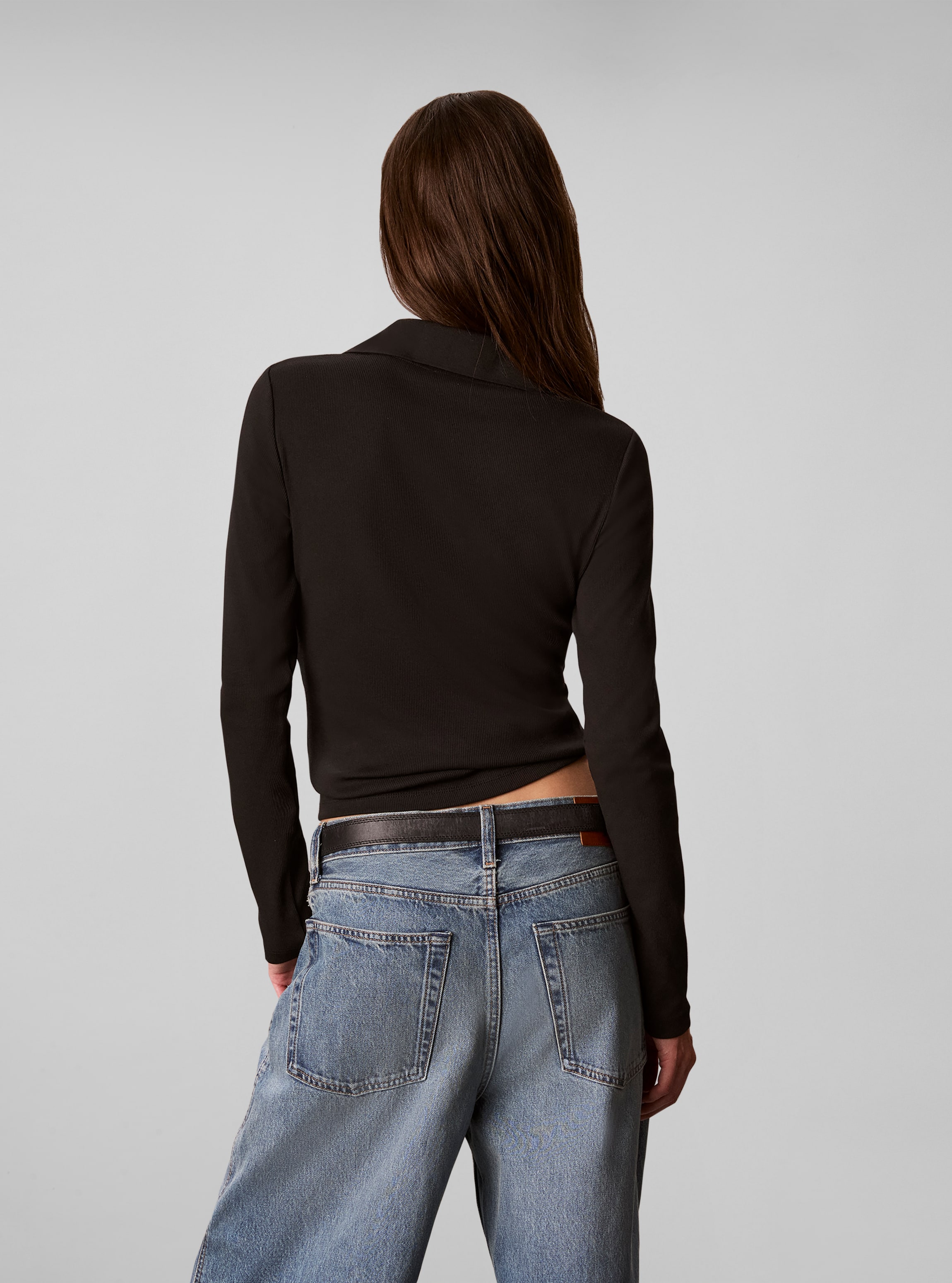 Calvin Klein Jeans T-shirt à manches longues Col avec patte de boutonnage, coupe régulière, forme courte