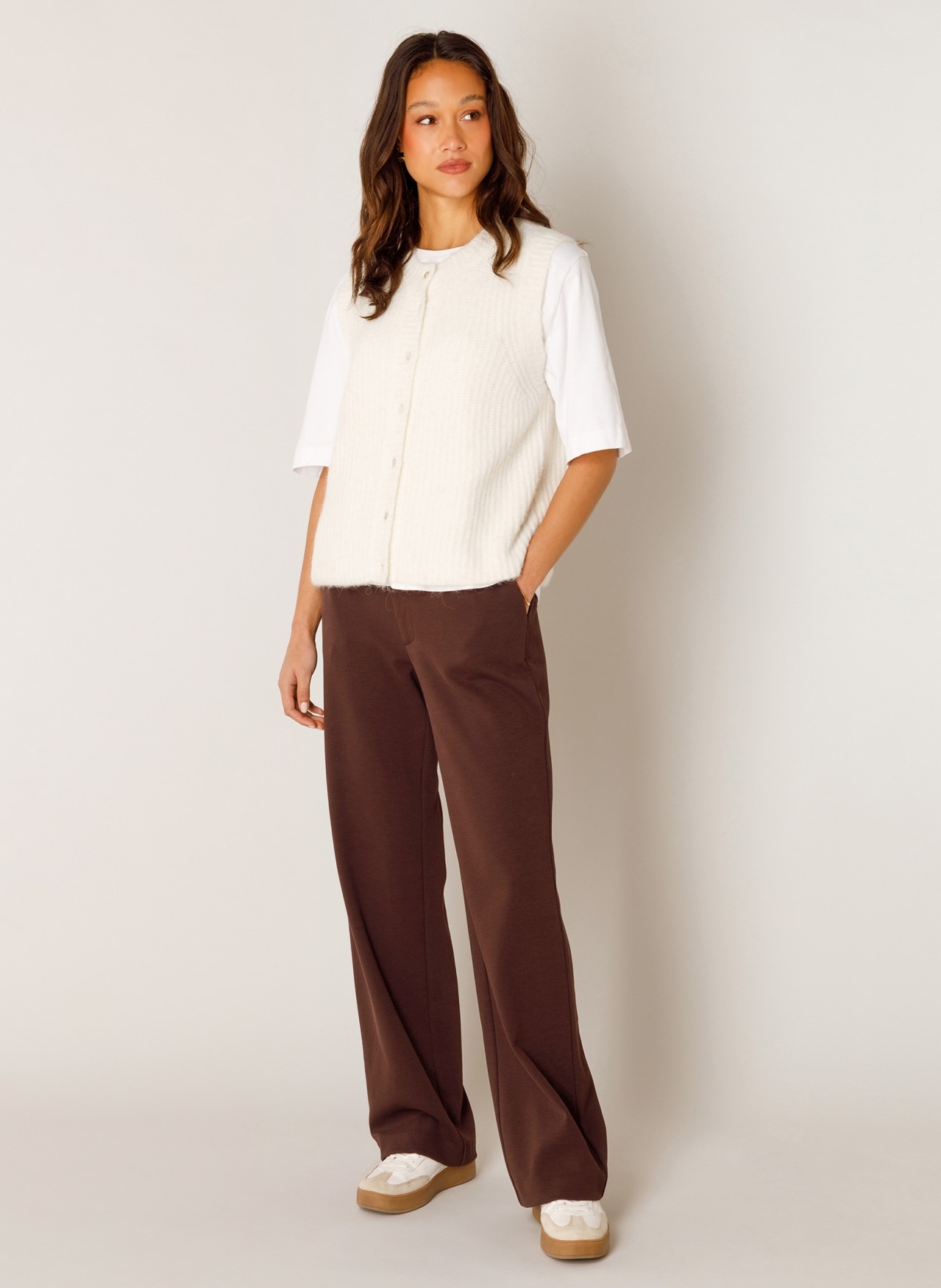 Base Level Gilet tricoté »Nell« sans manches avec laine et stretch