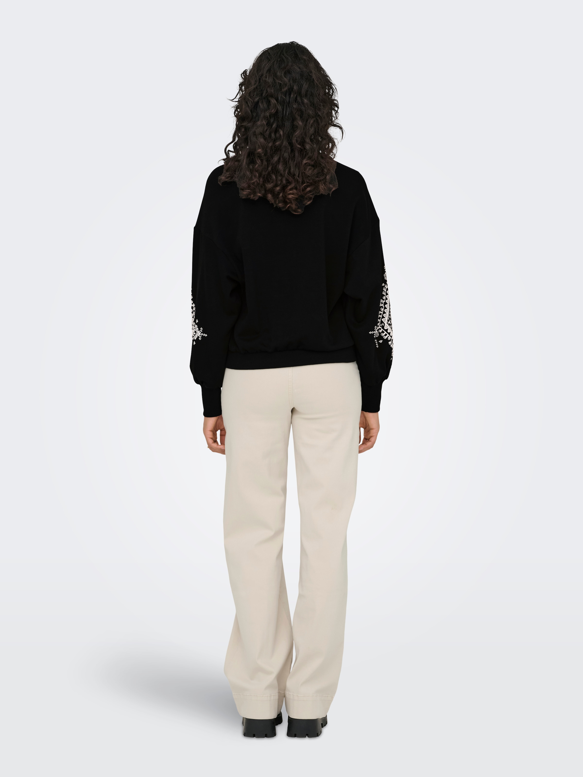 ONLY Sweatshirt »ONLBROOKE L/S O-NECK FLOWER SWT«
