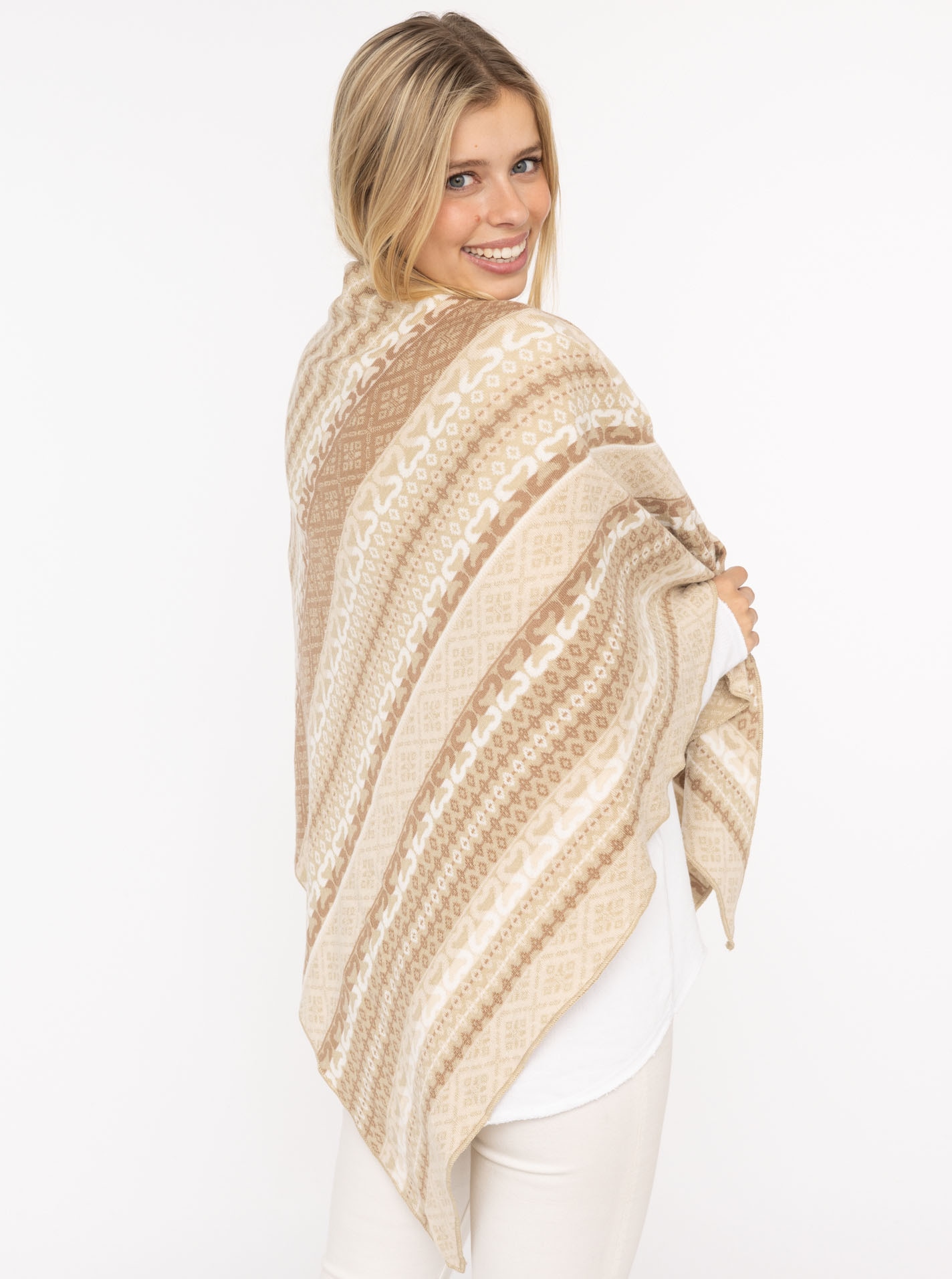 Zwillingsherz Foulard triangulaire »"Maralda"« Feinstrick, Mustermix, umsäumte Kante, wärmend