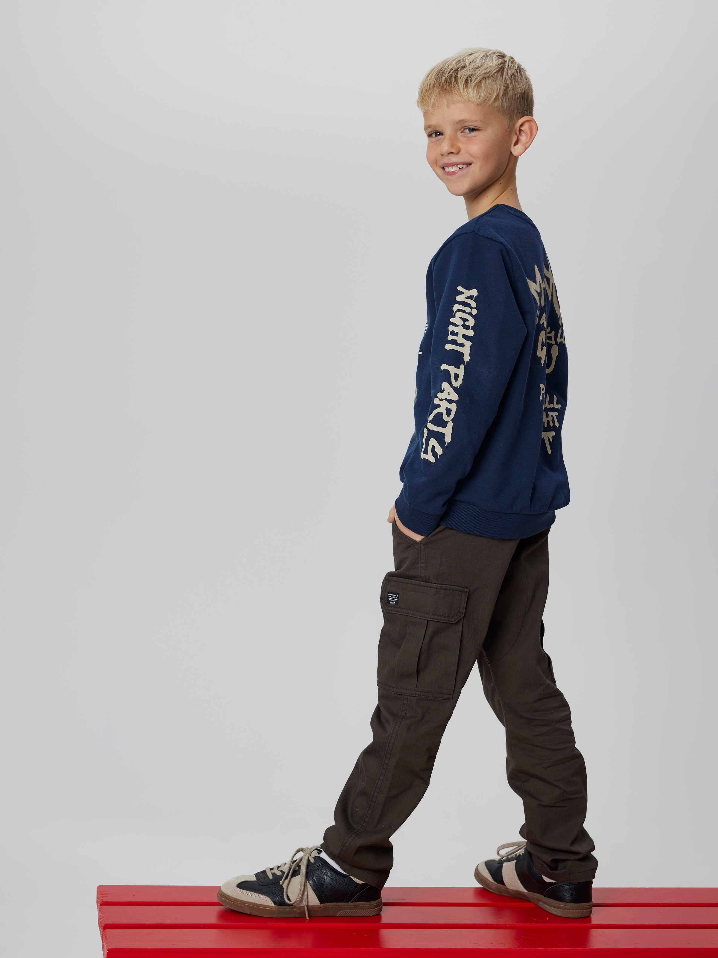 Name It Sweatshirt »NKMRALLO LS NREG SWEAT BRU BOX«