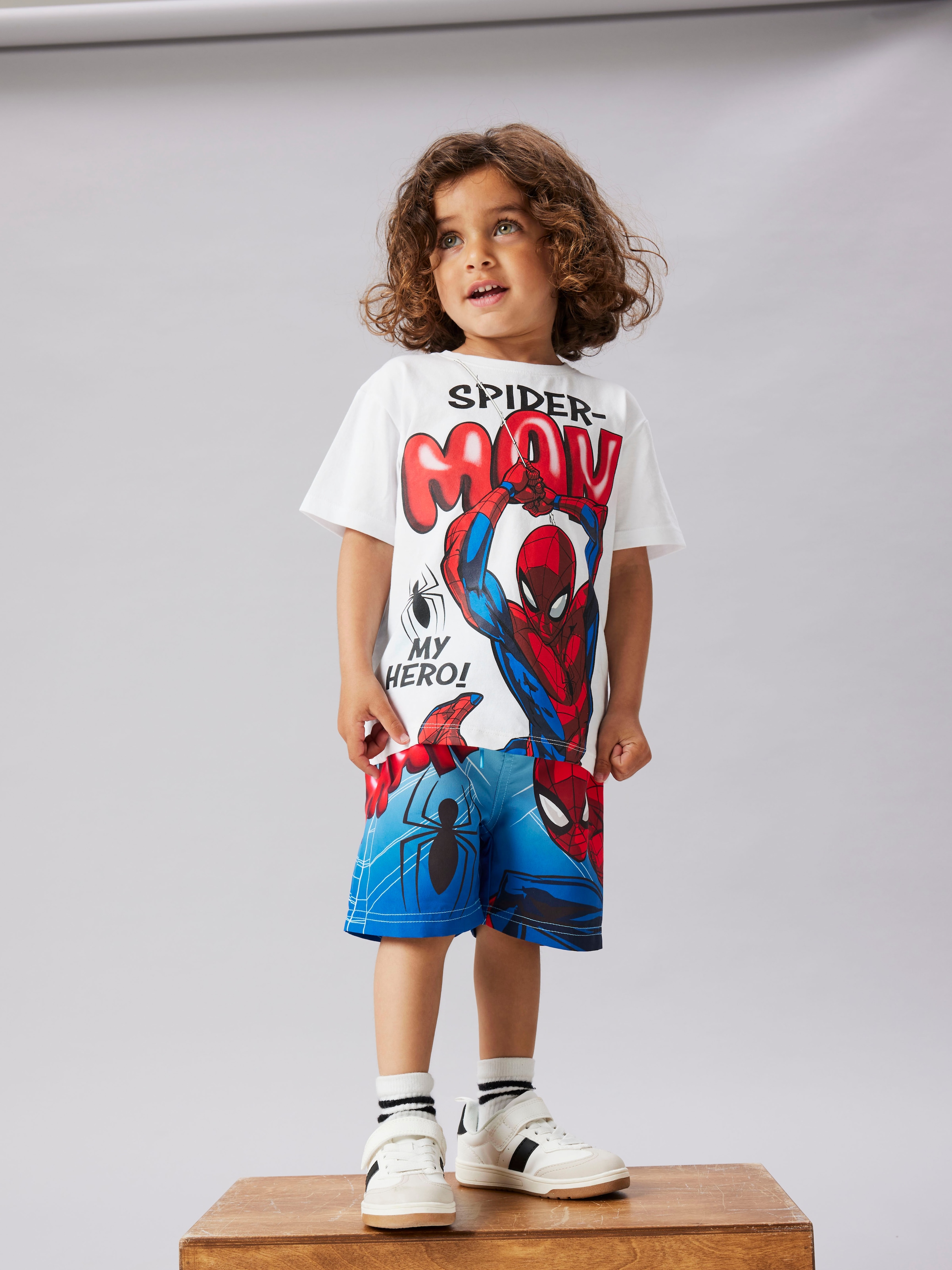 Name It Kurzarmshirt »NMMMARVIN SPIDER SS NREG TOP  NOOS MAR« Baumwollmischung, Spider-Man Druck
