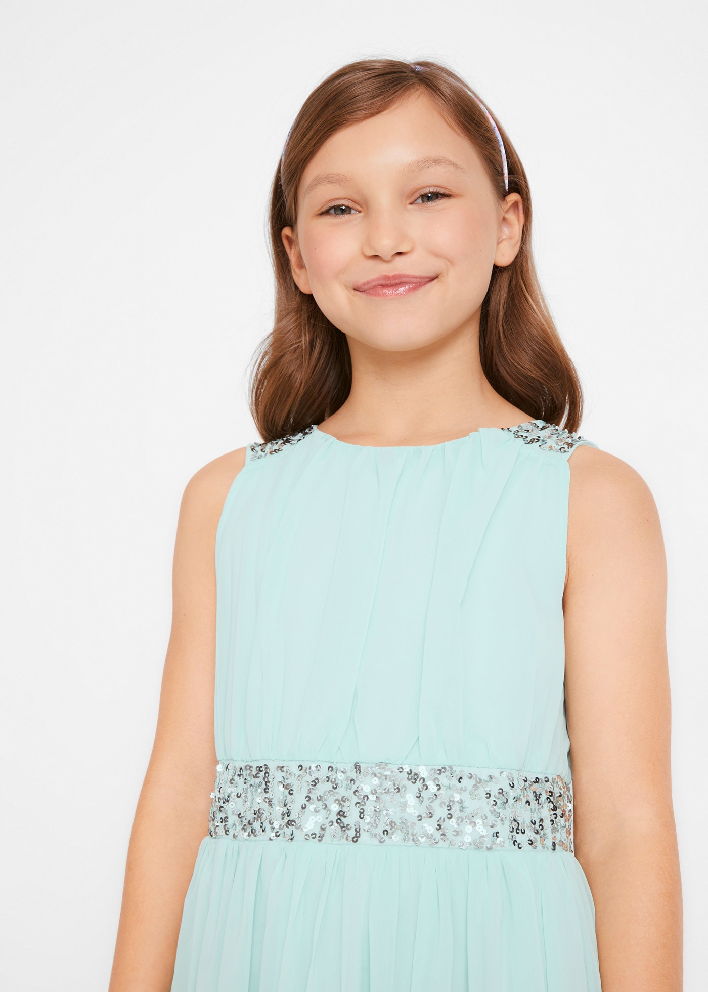 bonprix Robe en mousseline de soie aus Chiffon, mit elastischem Bündchen, gefüttert