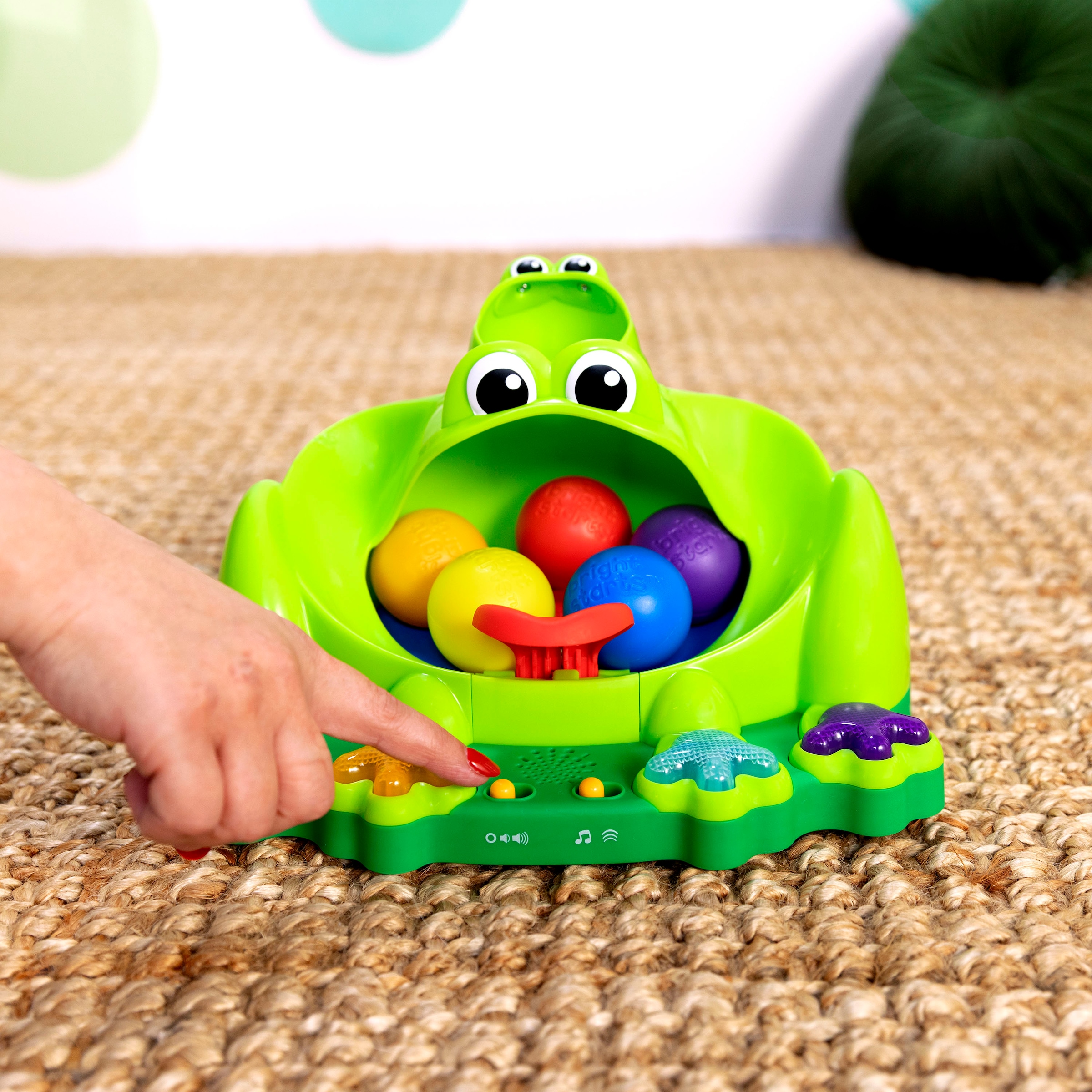 Bright Starts Lernspielzeug »Poppin' Ball Frog Ball Play Toy« mit Licht und Sound