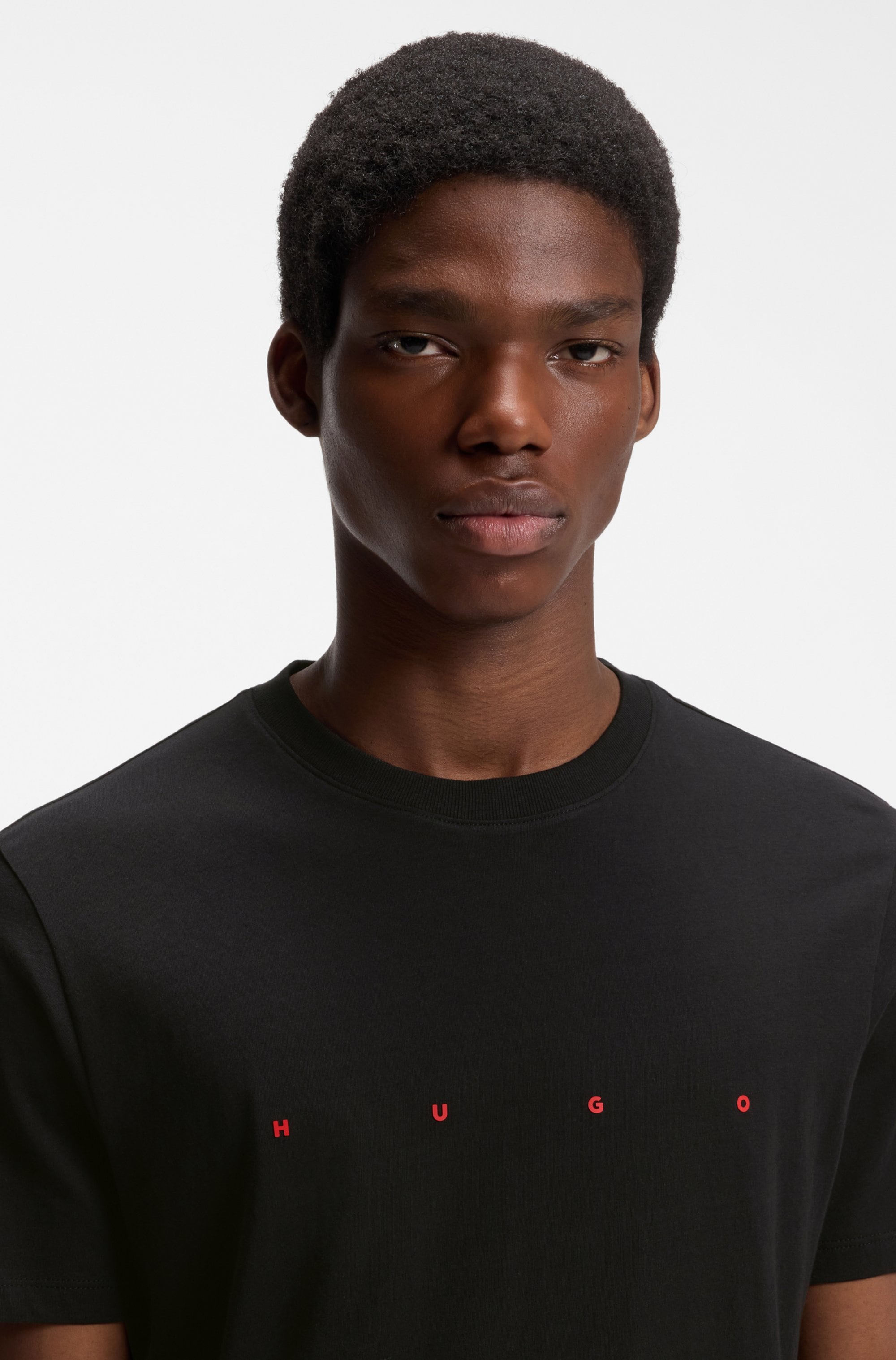 HUGO T-shirt »Dorosi« col rond, coupe régulière, inscription logo