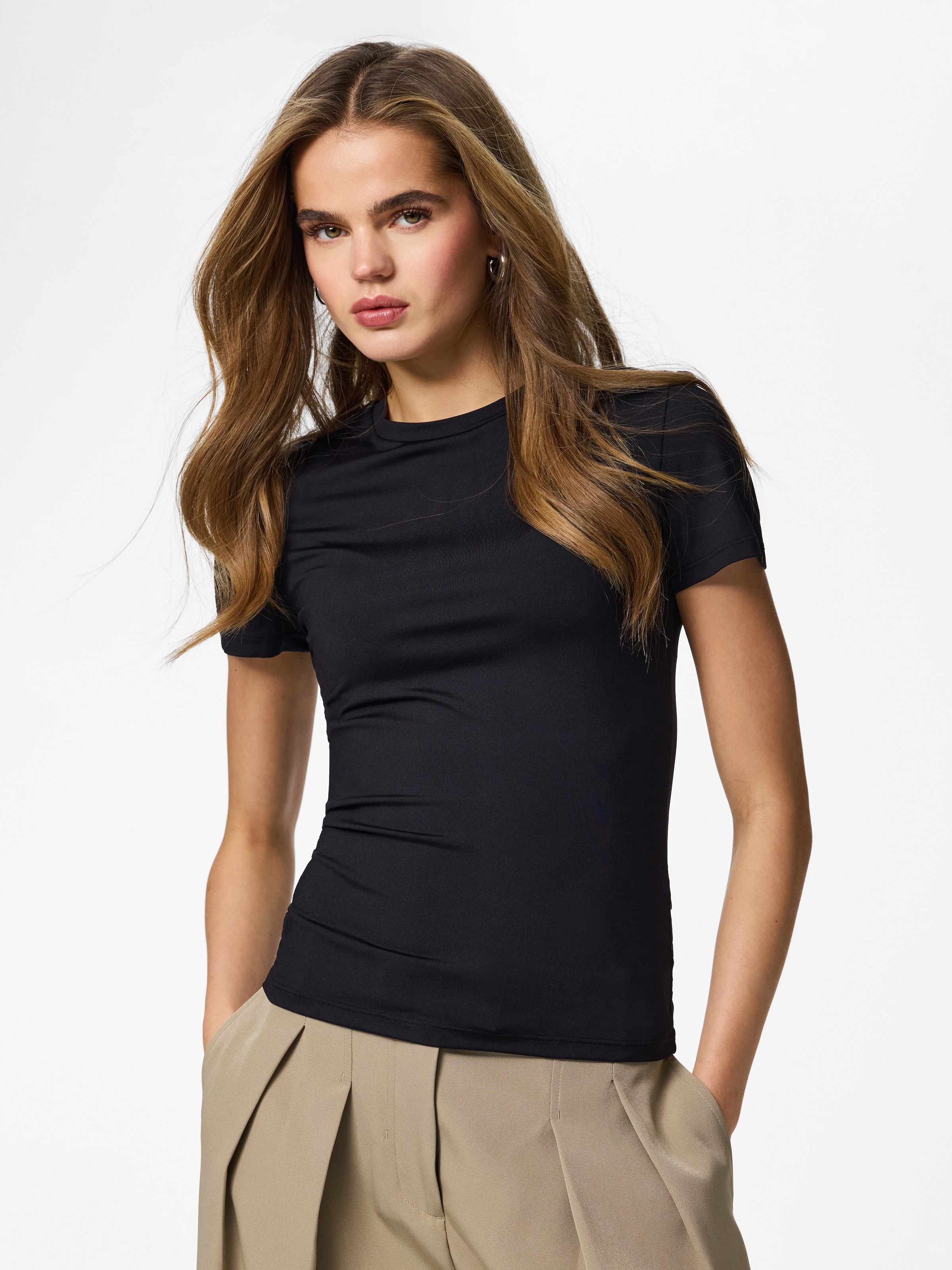 pieces Kurzarmshirt »PCLULA SS TEE JRS NOOS« Materialmix