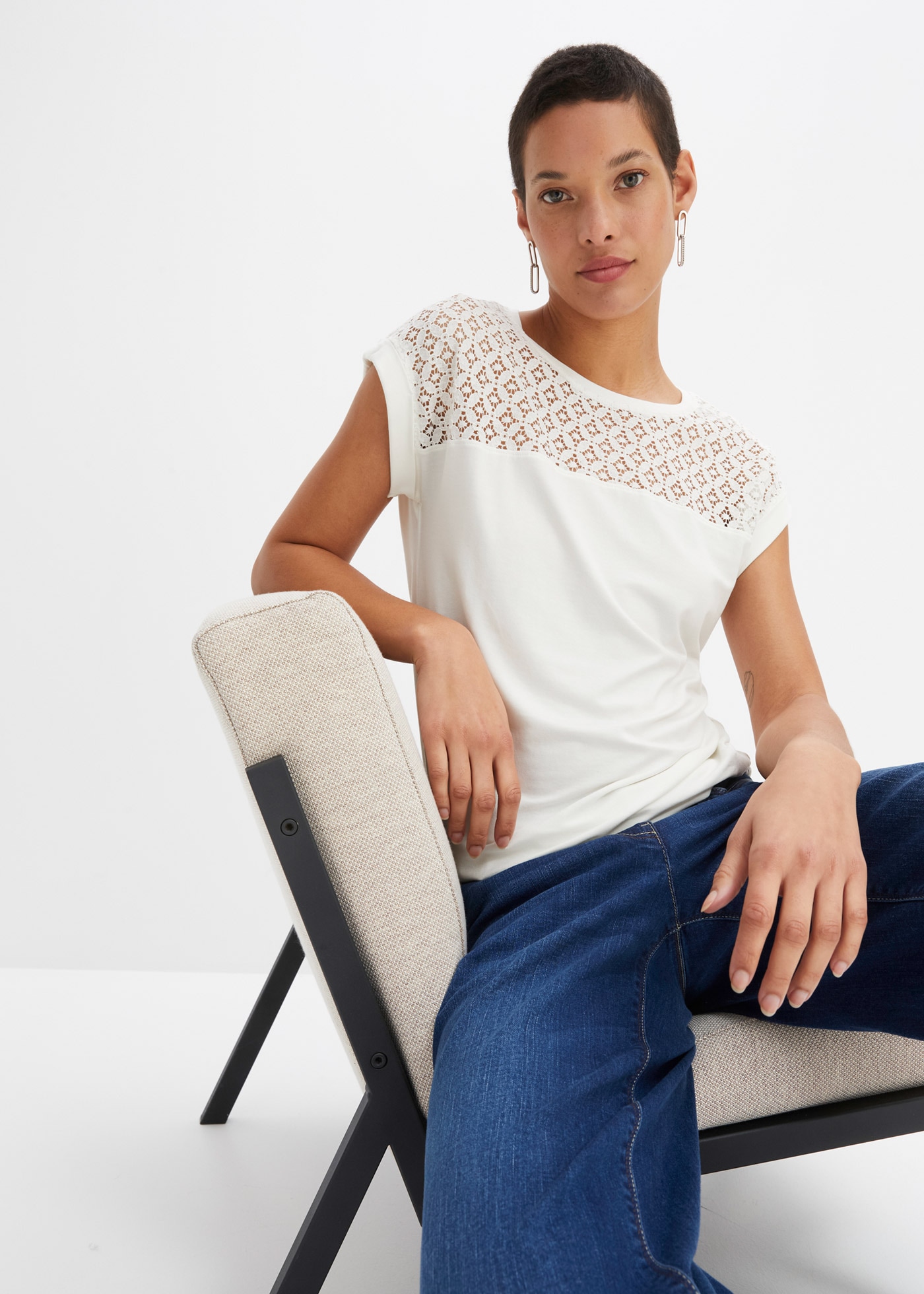 bonprix T-Shirt »Shirt aus Viskose-Mix« gerade Passform, Kurzarm, für vielseitige Anlässe, aus Viskose-Mix