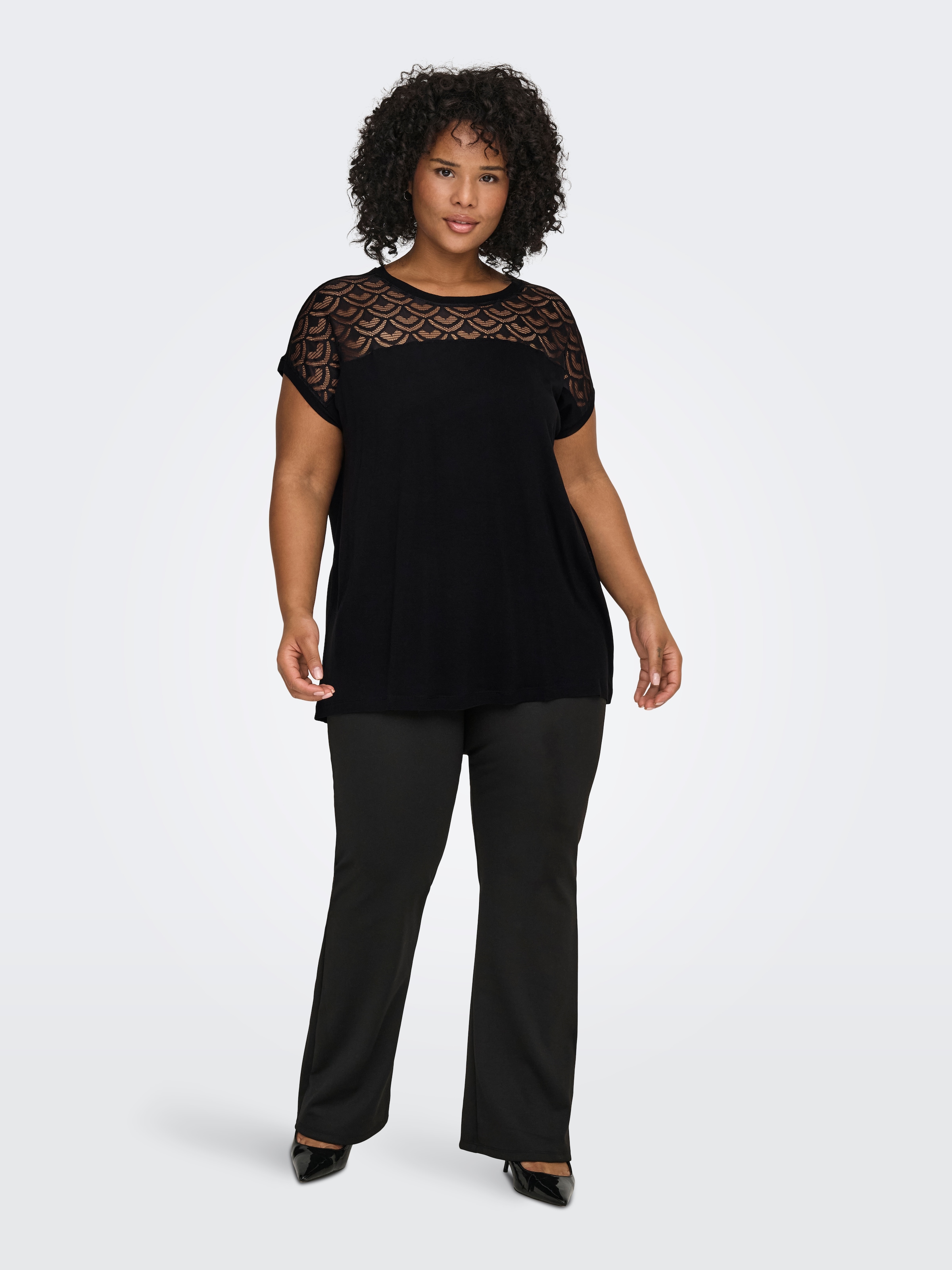 ONLY CARMAKOMA T-shirt long »CARFLAKE« devant en aspect dentelle