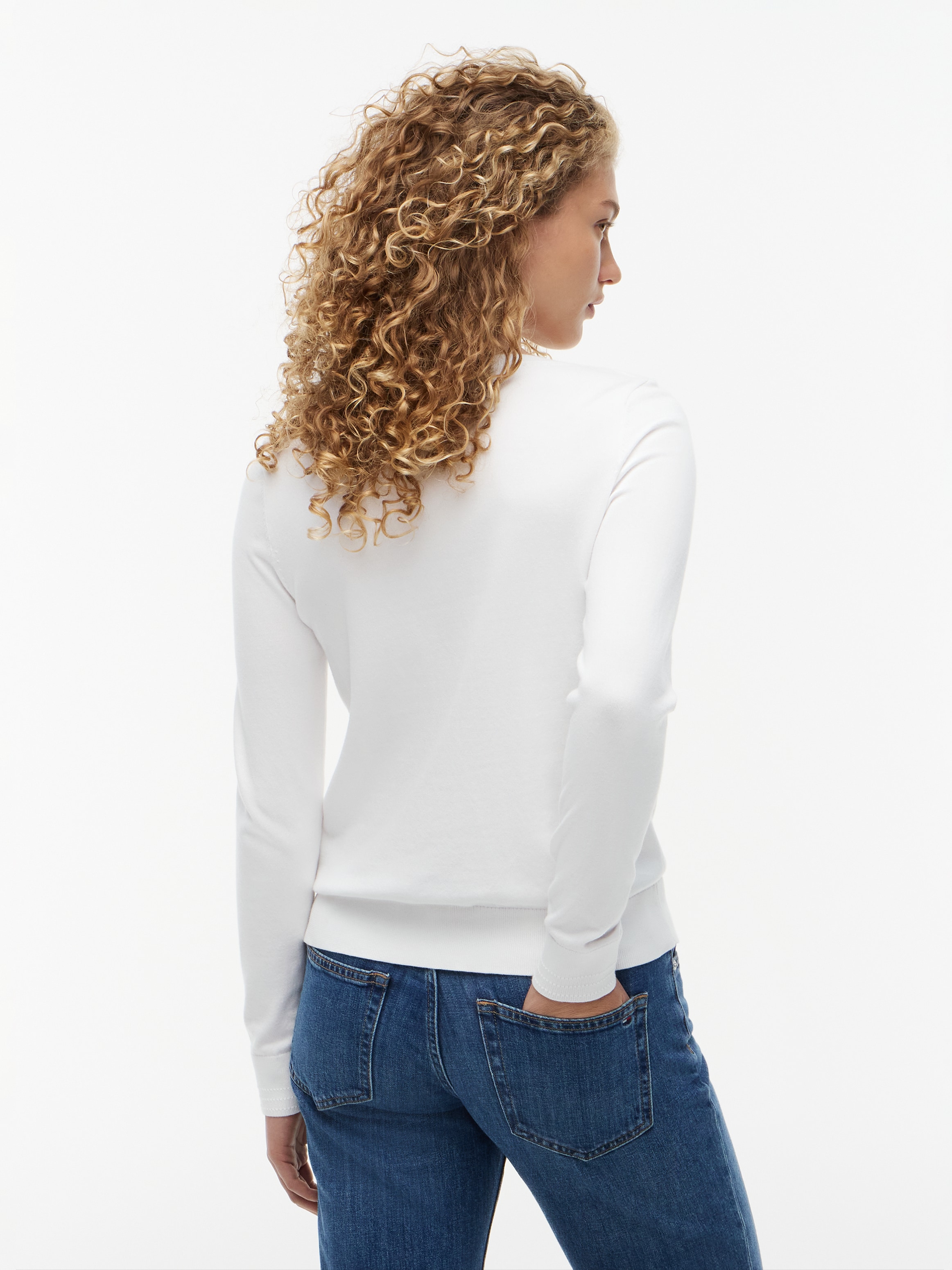 Tommy Hilfiger Pull en tricot »CO JERSEY STITCH V-NECK SWEATER« avec drapeau logo Tommy Hilfiger, encolure bateau