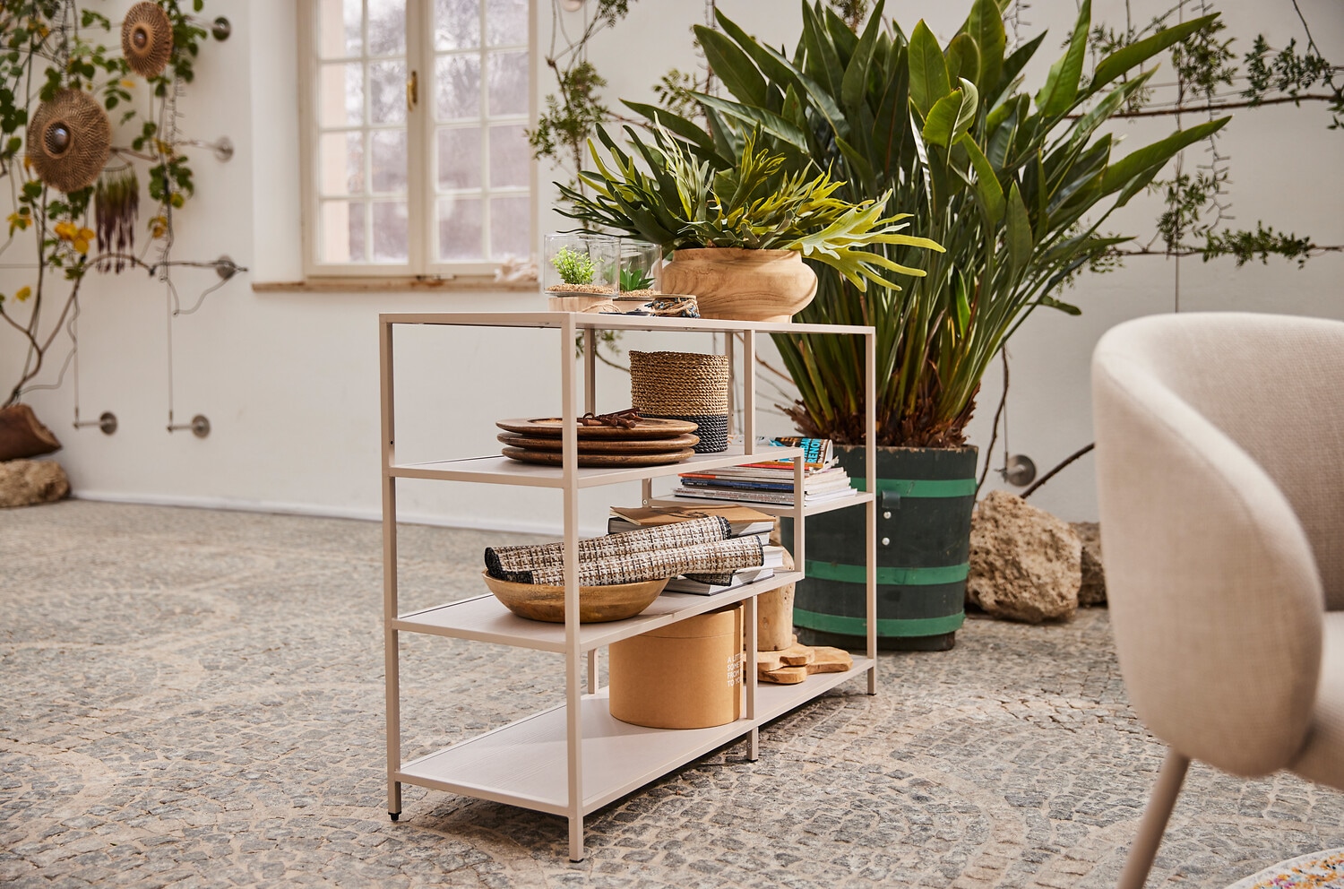 ACTONA GROUP Étagère à livres »Seaford - Mehrzweckregal & Raumteiler, modern, Metall« 114x35x78 cm,  Asymétrique, stable & beaucoup de rangement, design intemporel, 6 étagères