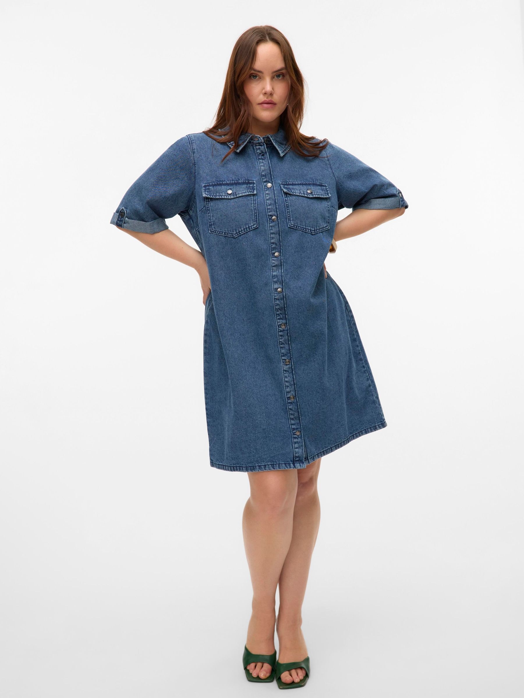 Vero Moda Curve Robe en jean »VMCJENNIE SS SHORT DENIM DRESS GA CUR«