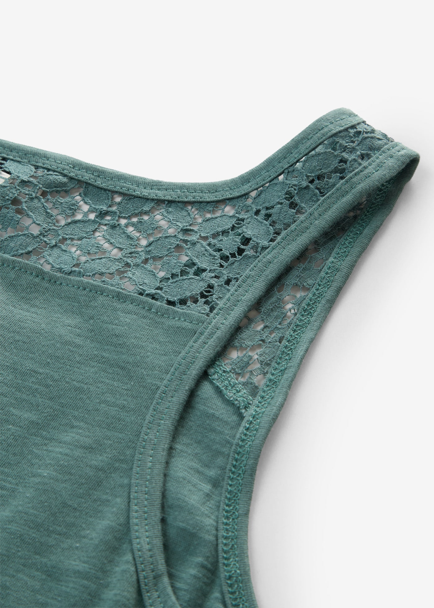 bonprix Shirtkleid mit dekorativer Spitze, aus Baumwolle, schmale Passform, ärmellos
