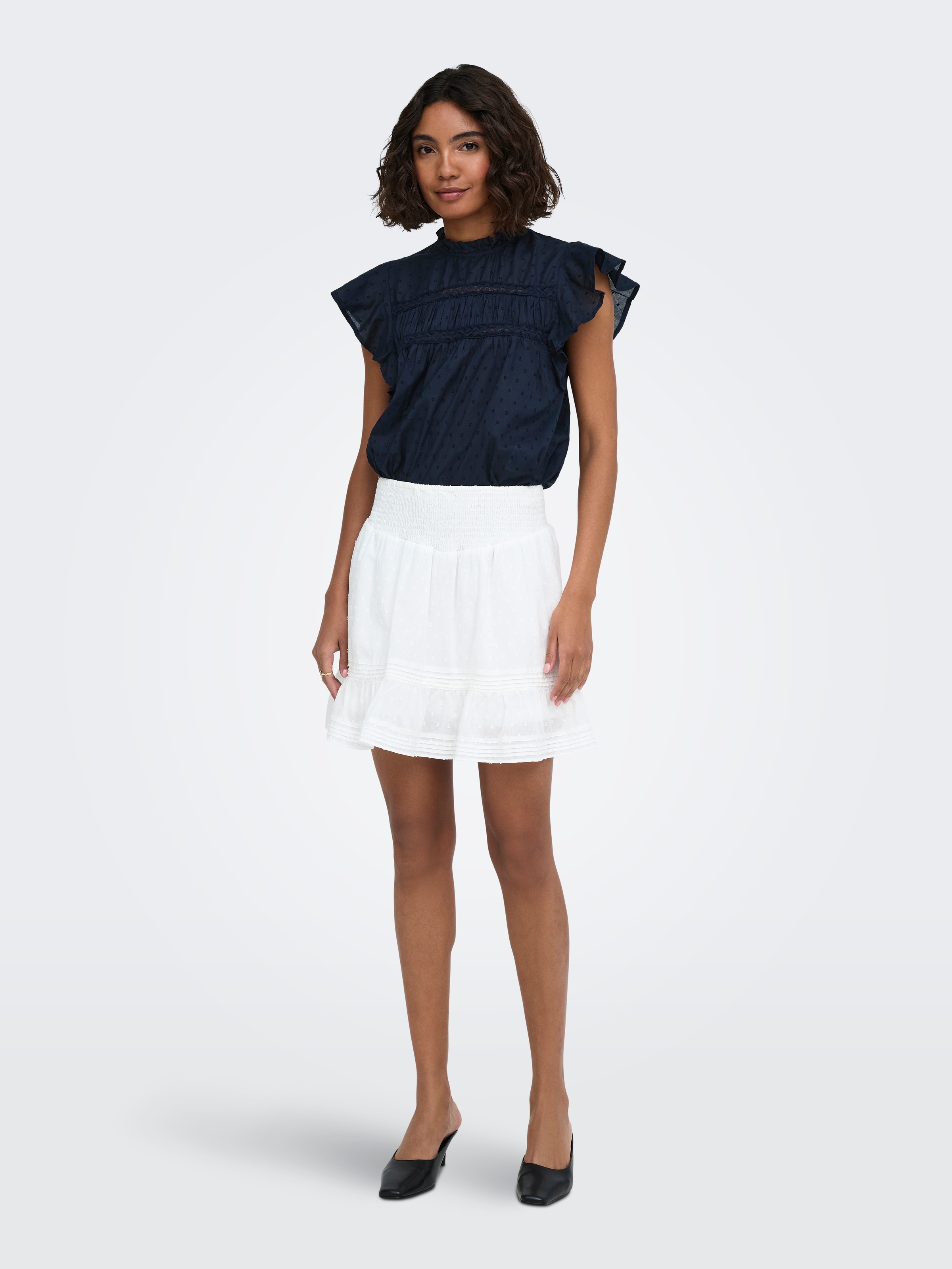 ONLY Top à volants »ONLKATTI S/S DOBBY TOP WVN NOOS« coton, coupe régulière