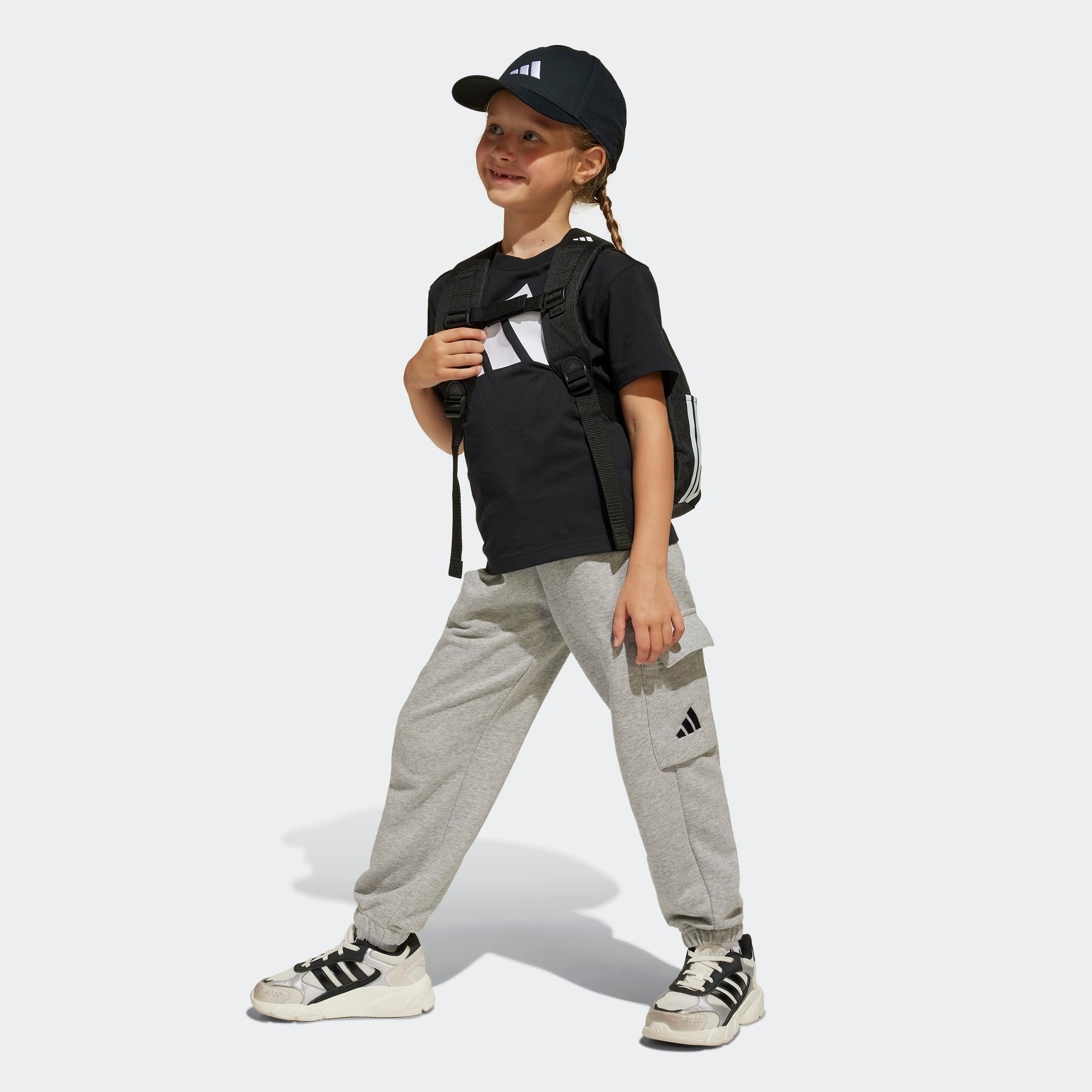 adidas Sportswear T-shirt »ESSENTIALS KIDS« style sportif, manches courtes, en coton