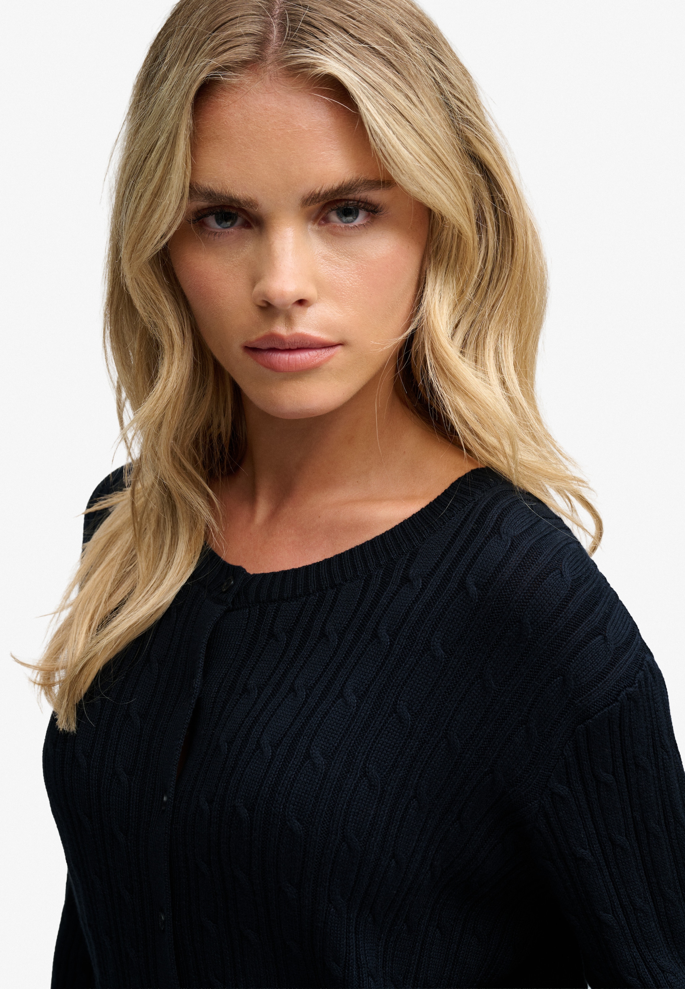 Superdry Veste en tricot »SLOUCHY CABLE CARDIGAN« Baumwollmischung