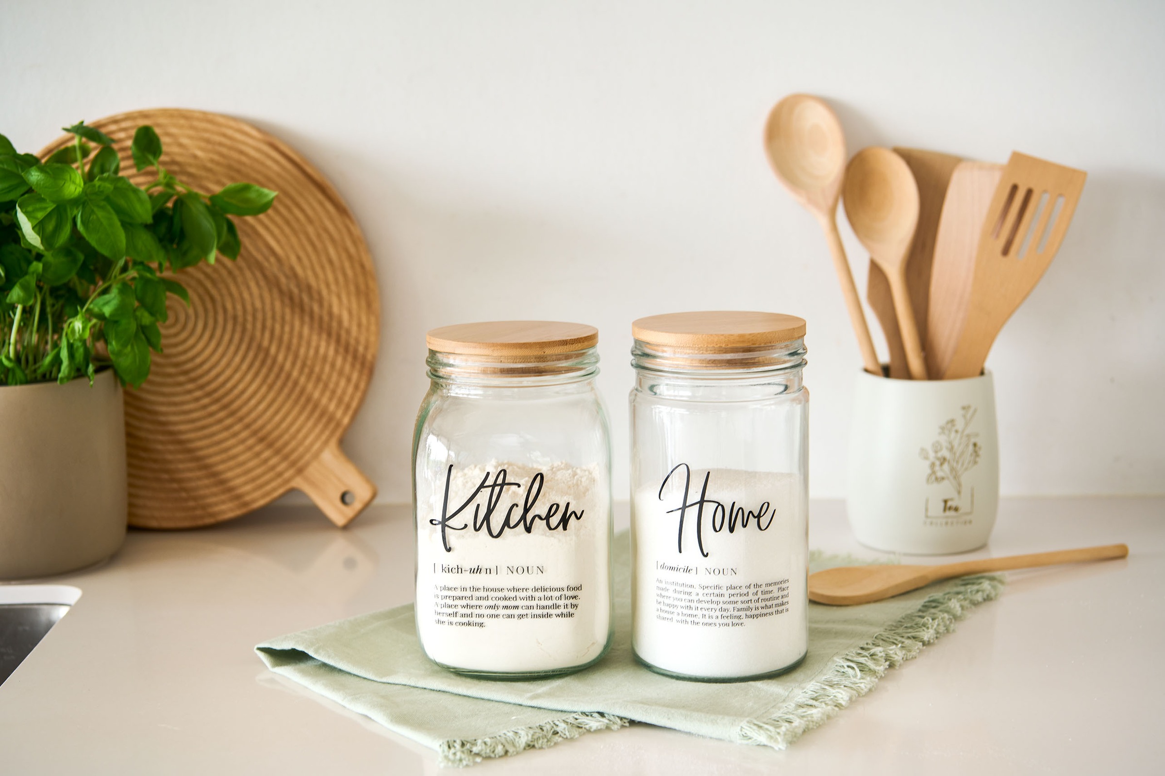 Zeller Present Vorratsglas »HOME & KITCHEN« Set, HOME - 1000 ml, Ø 10 x 19,5 cm / KITCHEN 1400 ml, Ø 11,4 x 19 cm, 2 Stk. tlg. luftdicht verschliessbar