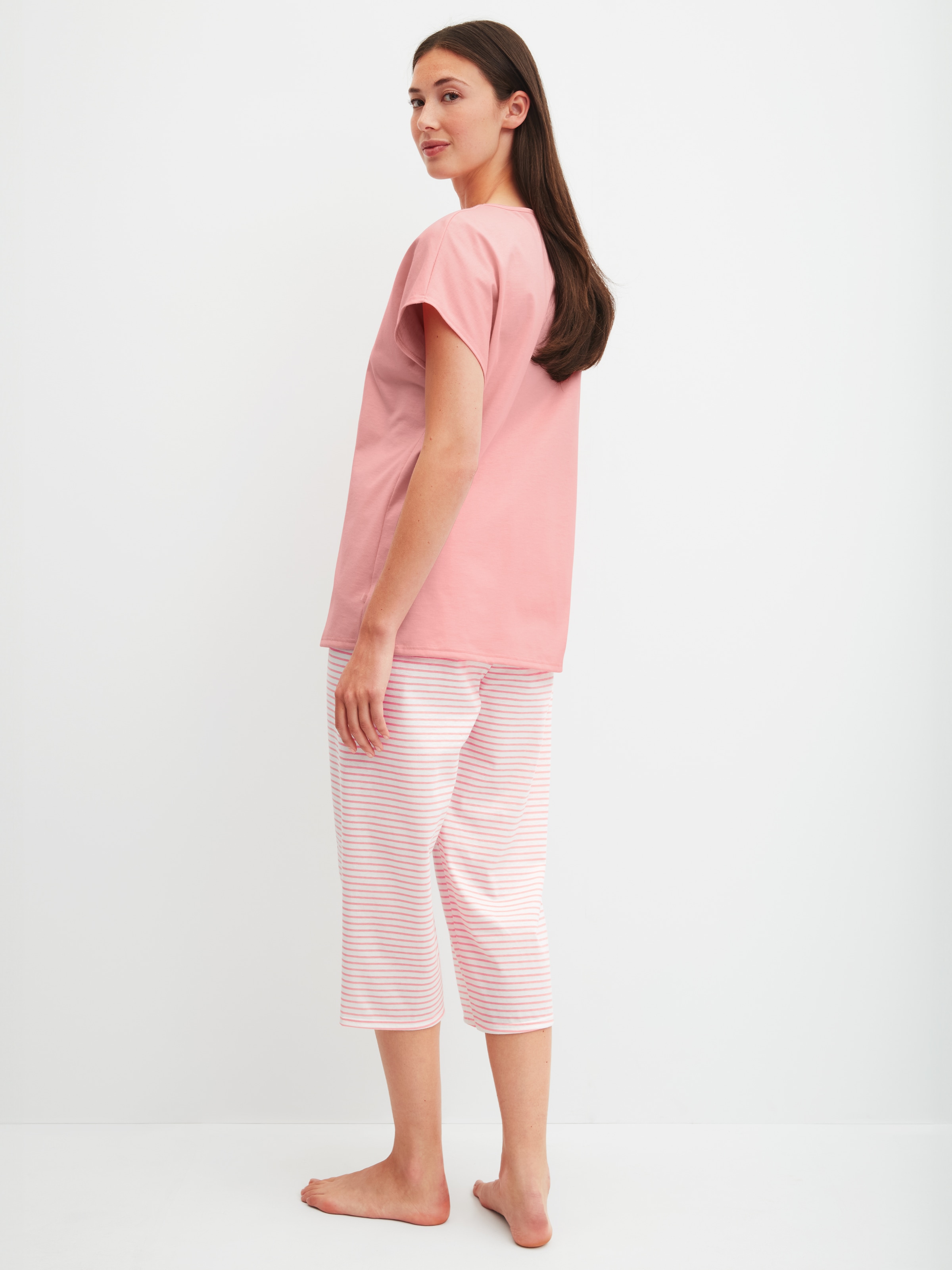 CALIDA Pyjama capri »Lovely Nights« 2 mit kurzem Arm und Rundhalsausschnitt, weiche Single-Jersey Qualität