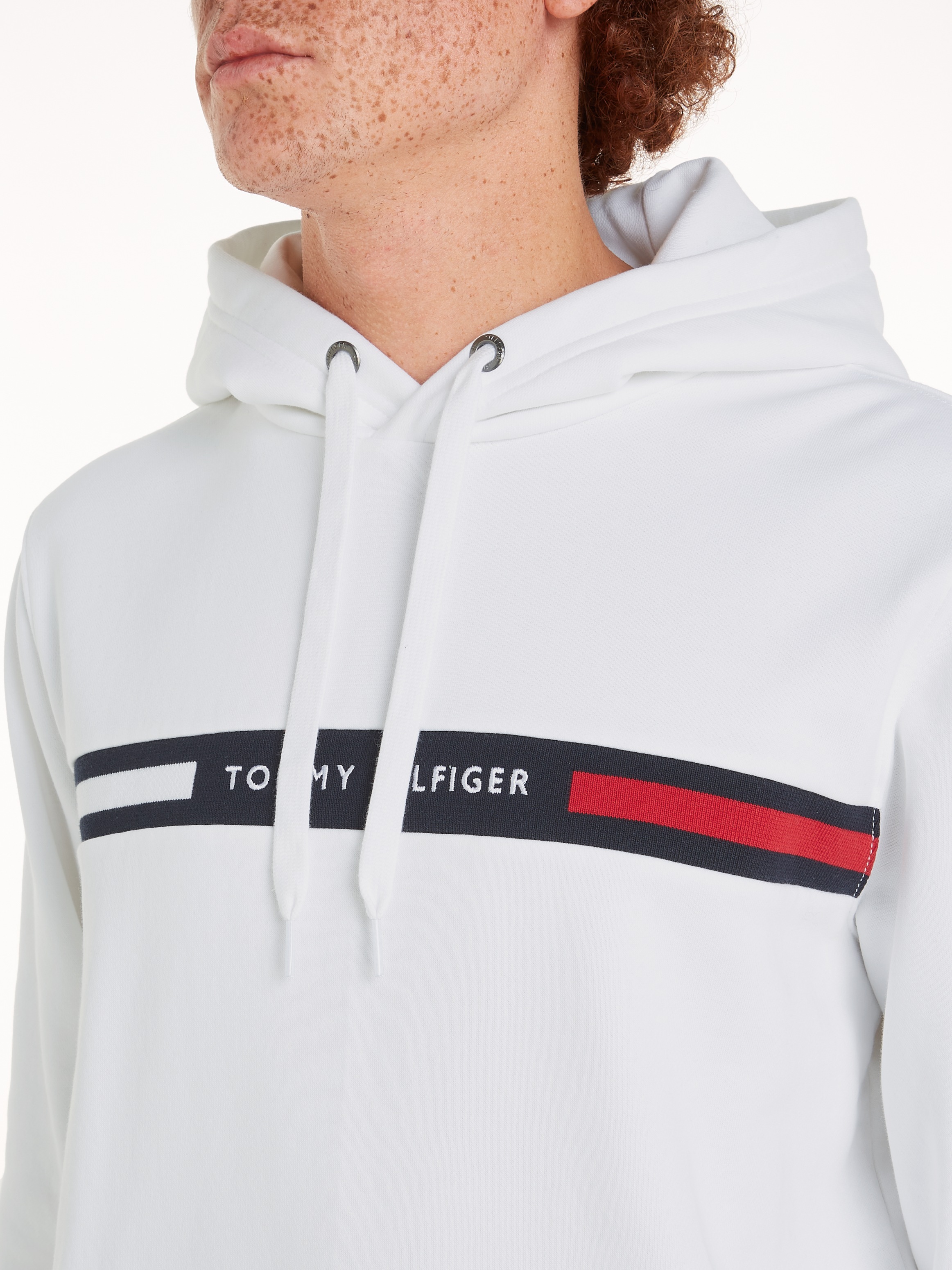 Tommy Hilfiger Sweat à capuche »HILFIGER CHEST INSERT HOODY mit Kapuze und Logoschriftzug«, unifarben, casual, regular fit, Baumwollmix, Kapuze
