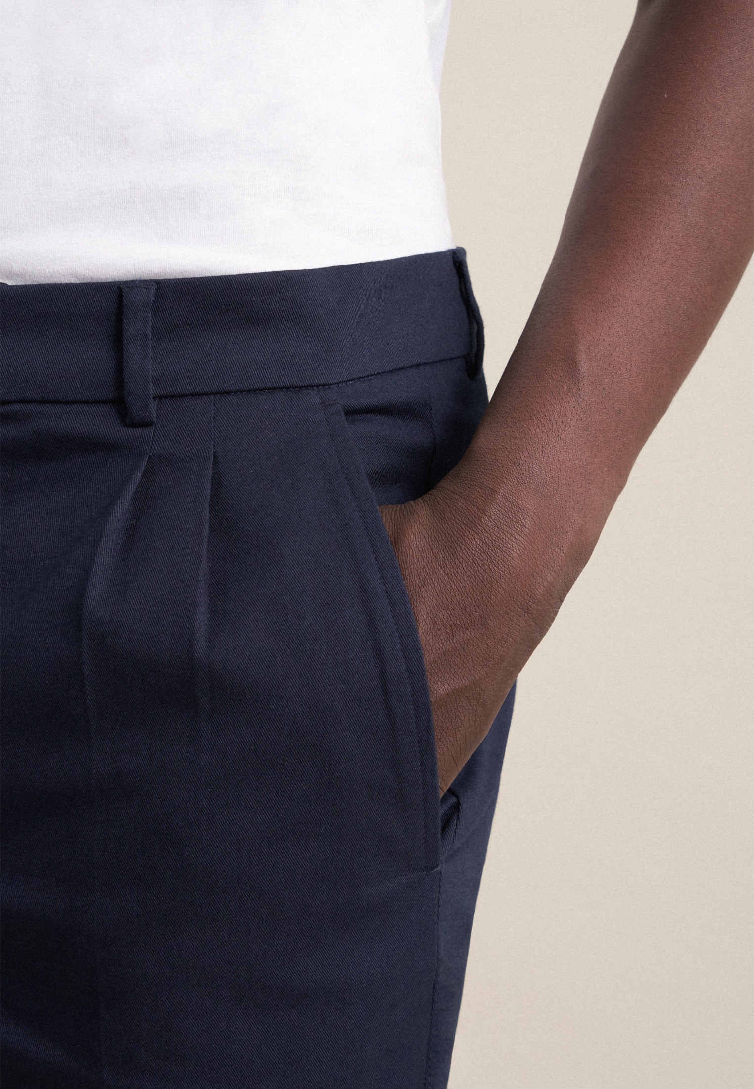 seidensticker Chinohose »Schwarze Rose«