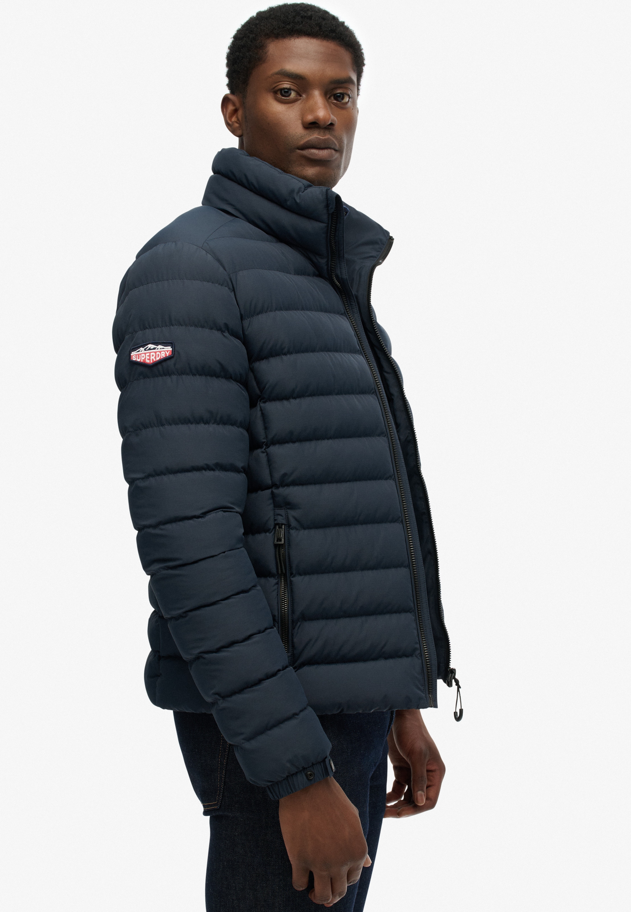 Superdry Steppjacke »FUJI PRINT PADDED JACKET« ohne Kapuze Slim Fit, mit Reissverschluss, in unifarbener Optik