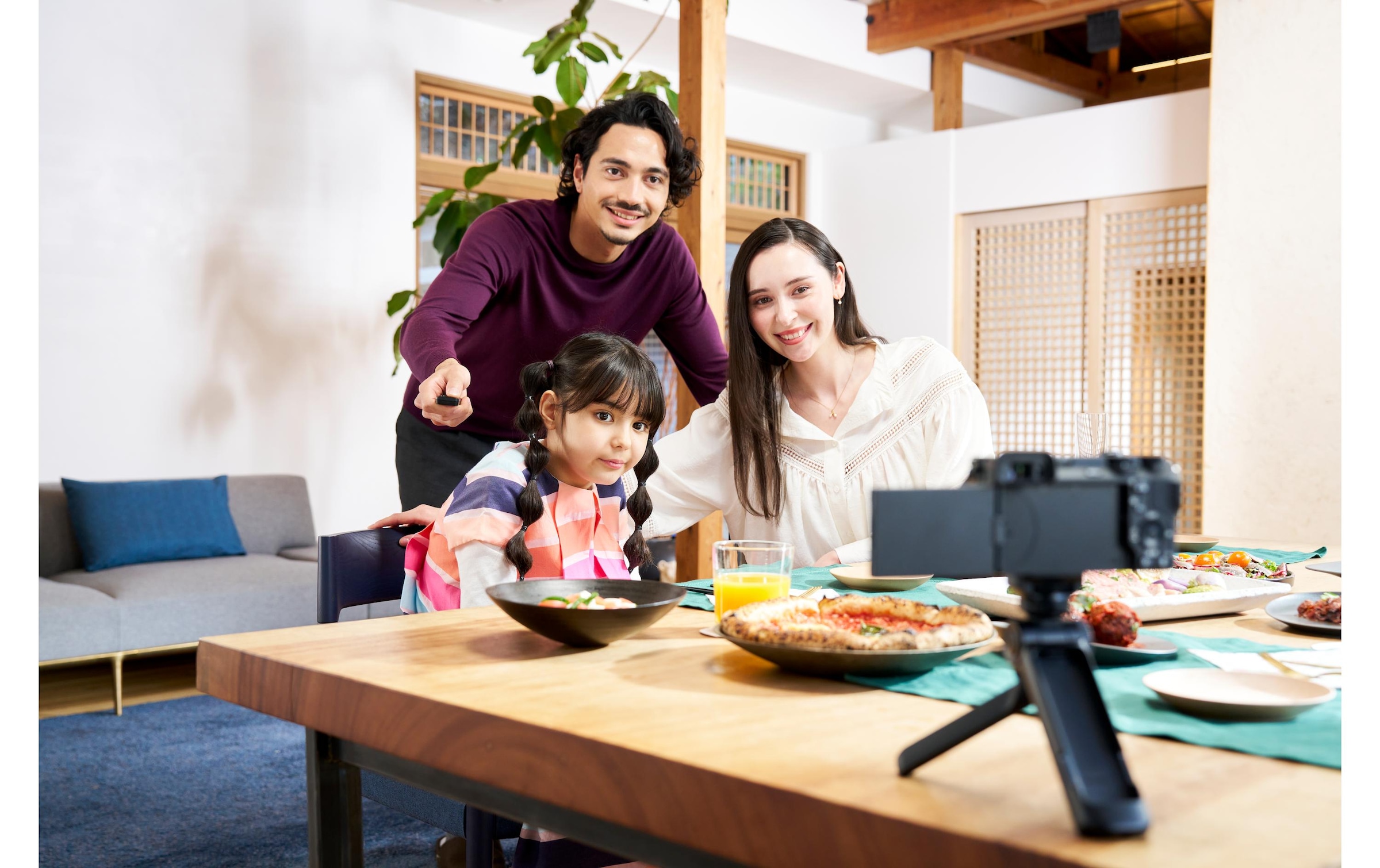 Sony Appareil photo système »ZV-E10K« SELP16502 , 24,2