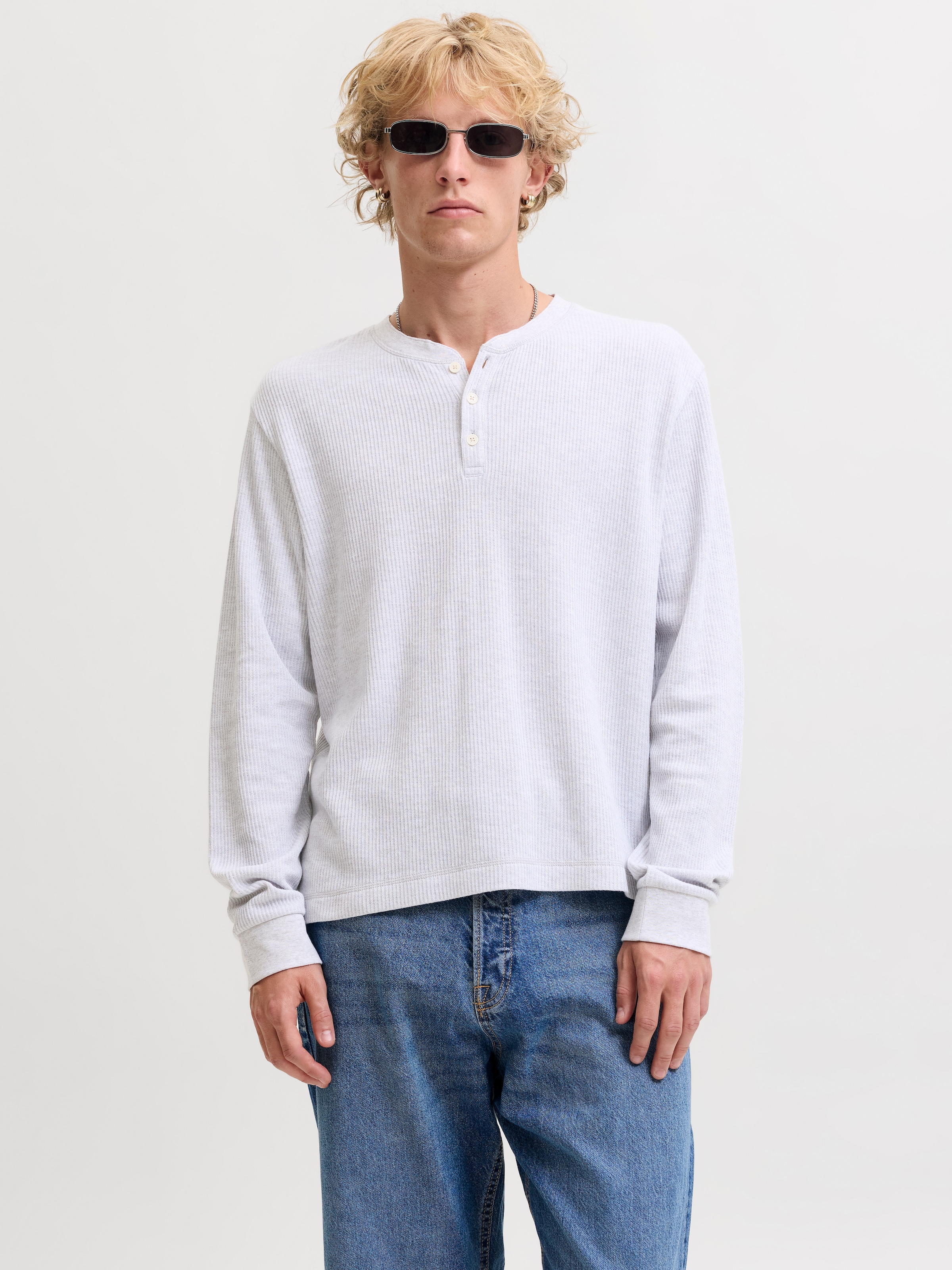 Jack & Jones T-shirt à manches longues »JORCHAMBERI HENLEY LS TEE« mélange coton, coupe régulière
