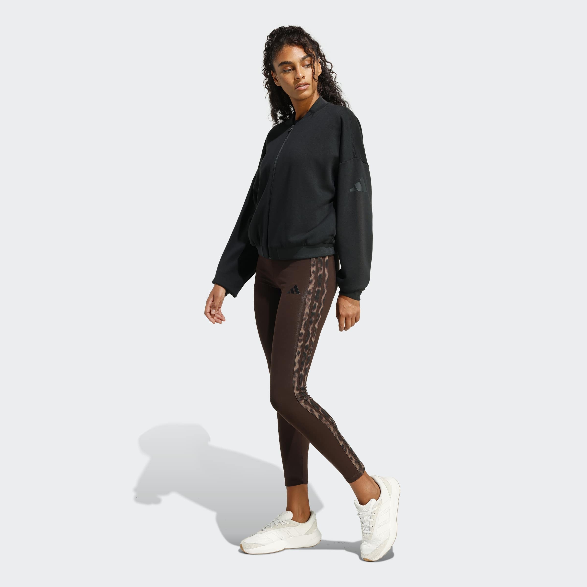 adidas Sportswear Leggings »SEASONAL ESSENTIALS LEOPARDENPRINT MIT 3-STREIFEN«