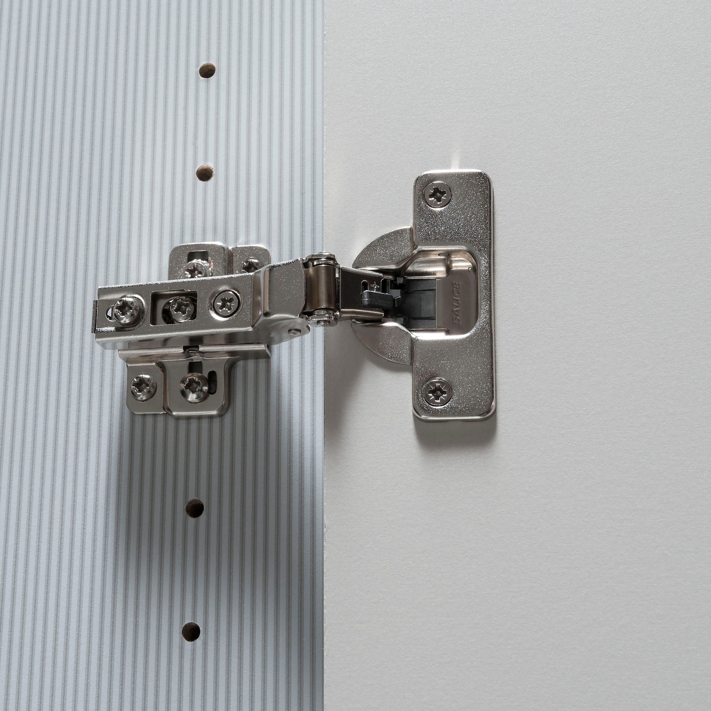 WIEMANN Kleiderschrank »Monaco, Kleiderschrank, Schrank, Wäscheschrank, mit edler Glasfront« 2 Breiten, 2 Höhen 216/236 cm auswählbar, MADE IN GERMANY,  hochwertigen Beschläge inkl. Türdämpfung, variable Inneneinteilung