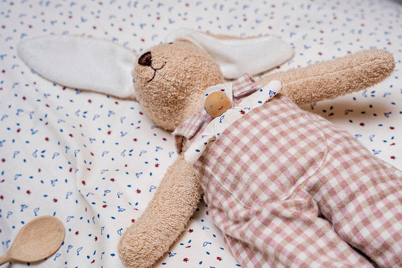 Käthe Kruse Peluche »Hugo Hase, stehend«