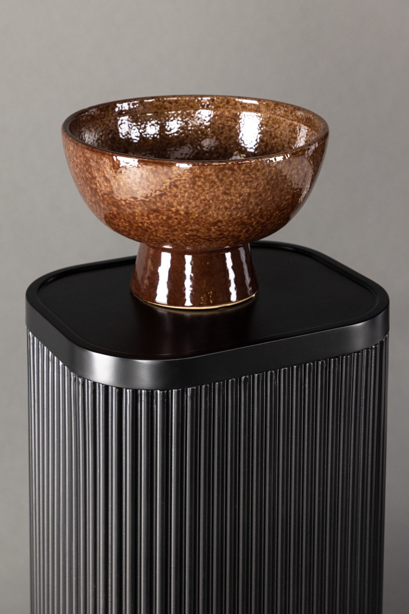 Venture Home Table d'appoint »Lenox, hoher schmaler Beistelltisch in elegantem Schwarz, 30 × 24 cm« Table d'appoint, MDF, laque PU, étroite, très haute, urbaine