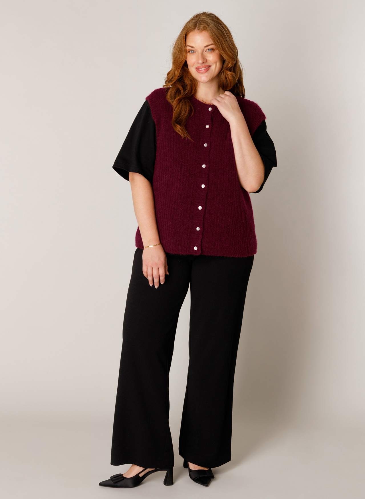 Base Level Curvy Gilet tricoté »Nelly« sans manches - avec patte de boutonnage / grandes tailles