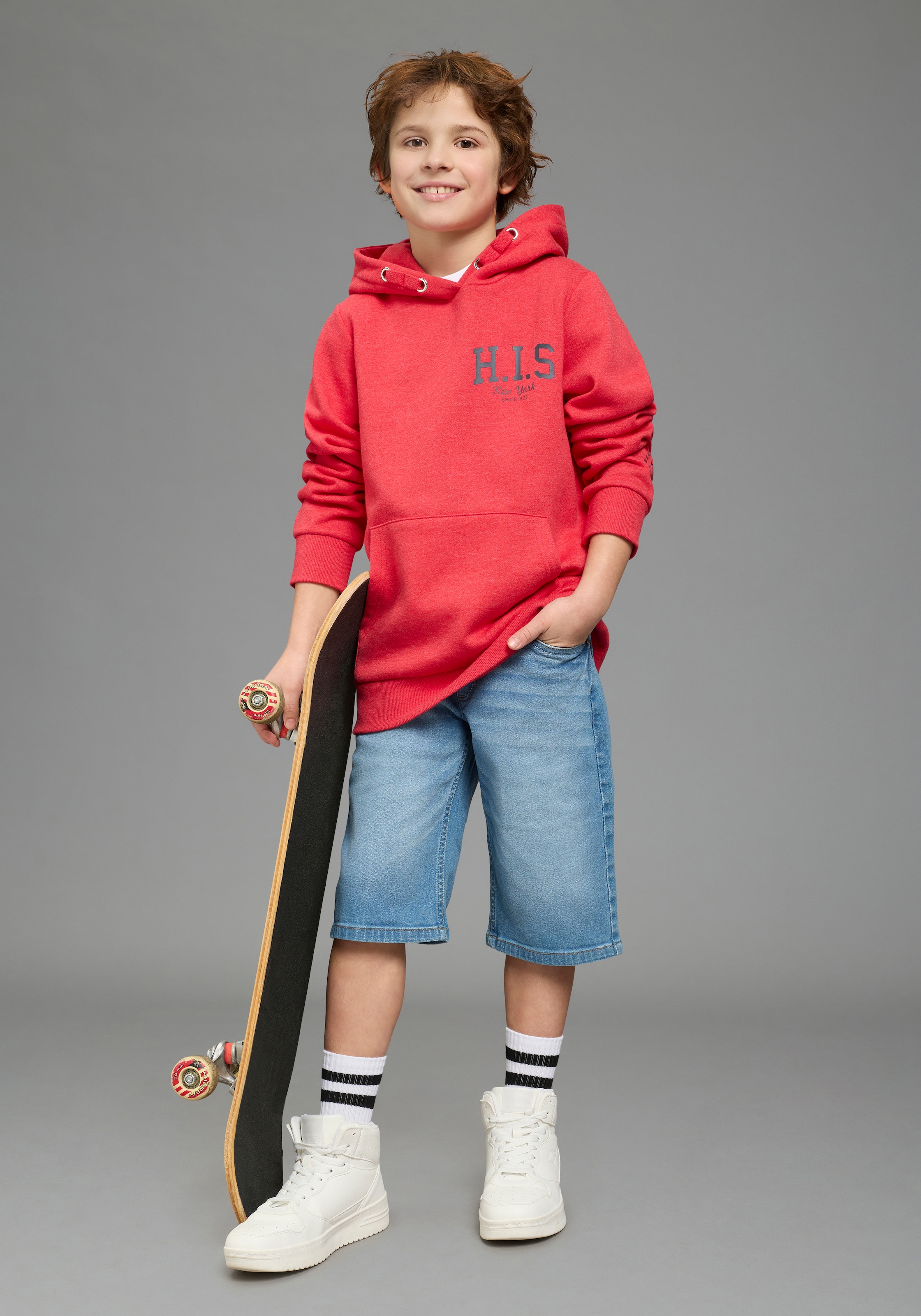 H.I.S Sweat à capuche »Kapuzenhoodie mit Logoprint für Jungen«, für Jungen, mit Kängurutasche, mit Logodrucken, in Basic Passform
