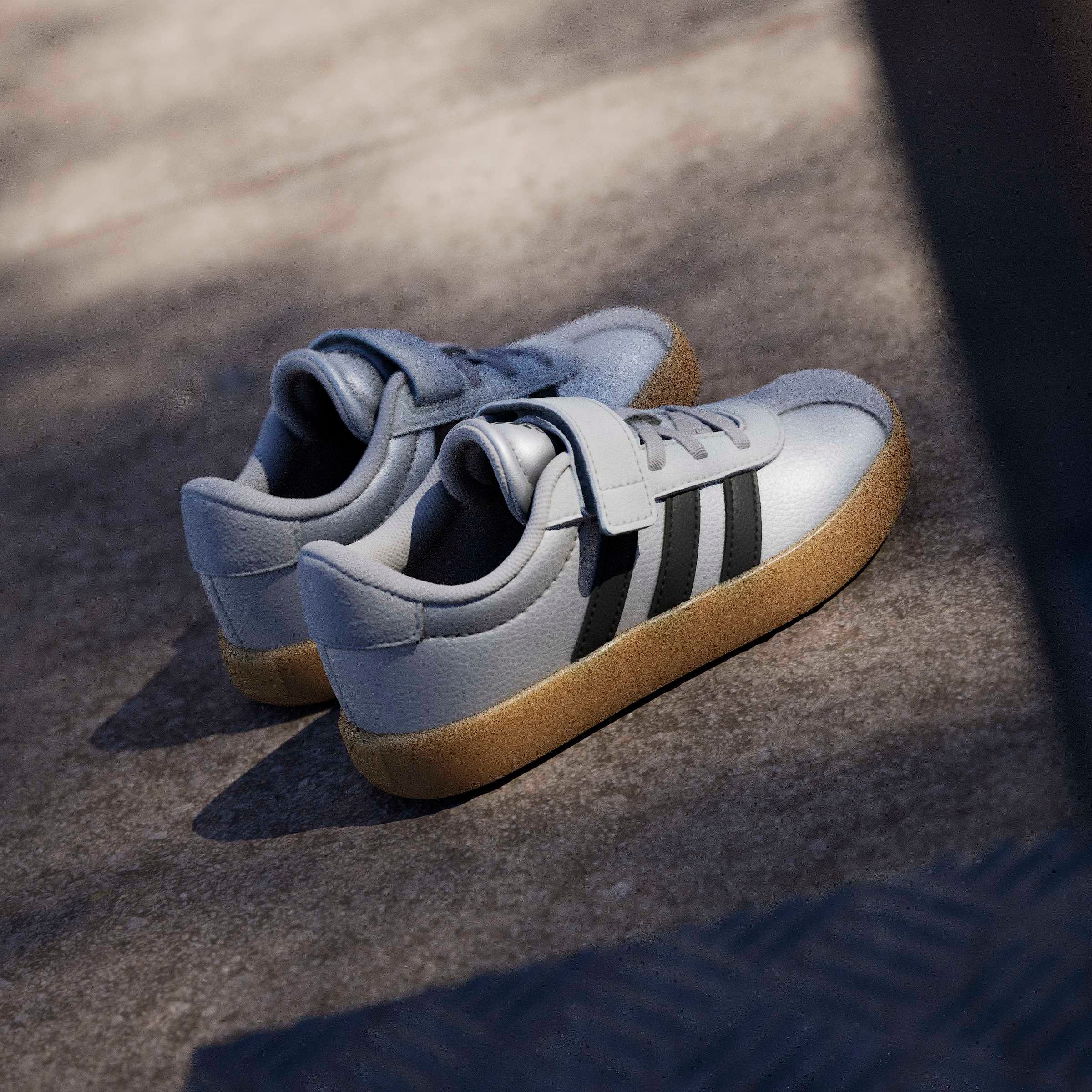 adidas Sportswear Sneaker »VL COURT 3.0 EL C«  inspiriert vom Design des adidas samba, für Kinder & Jugendliche