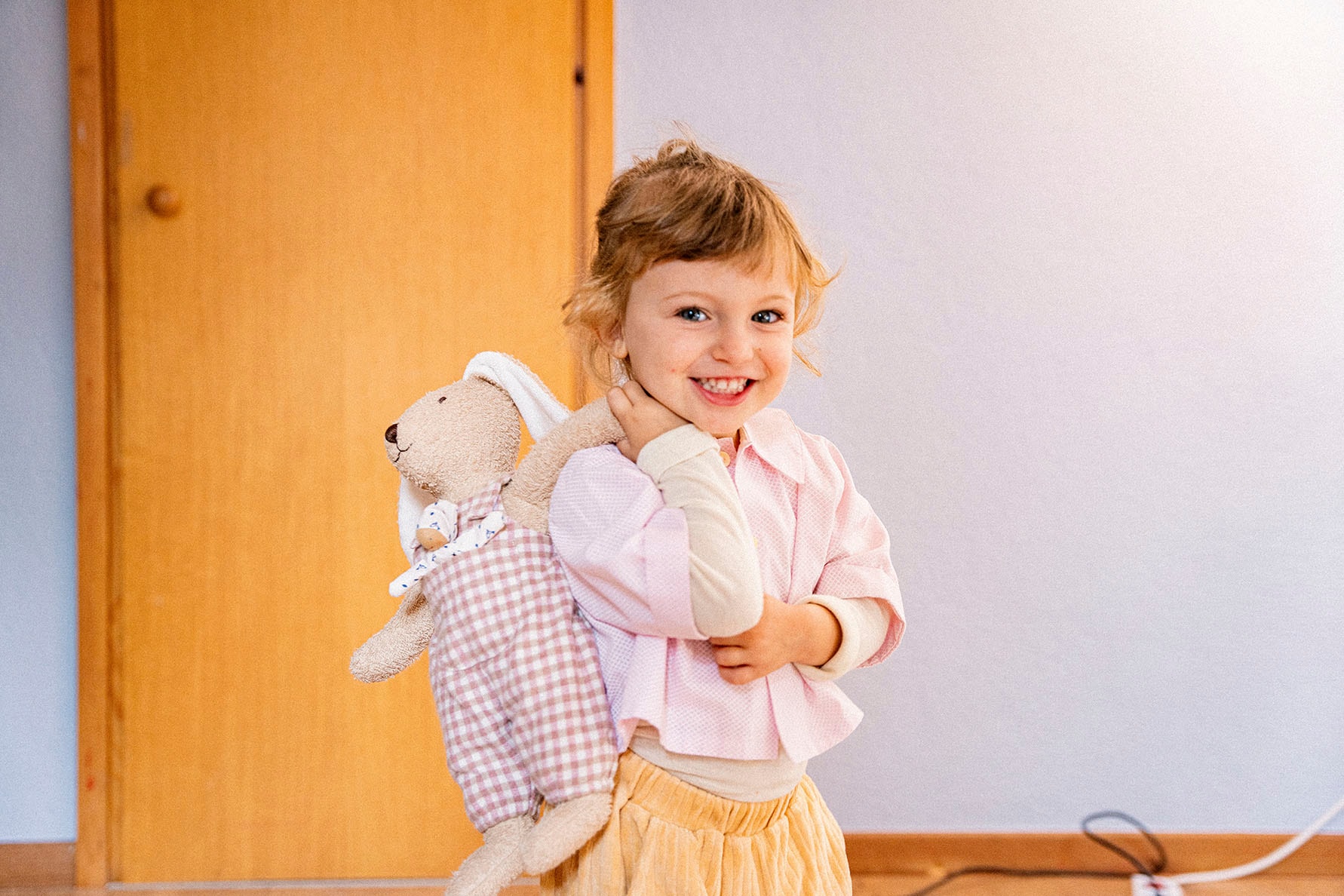 Käthe Kruse Peluche »Hugo Hase, stehend«