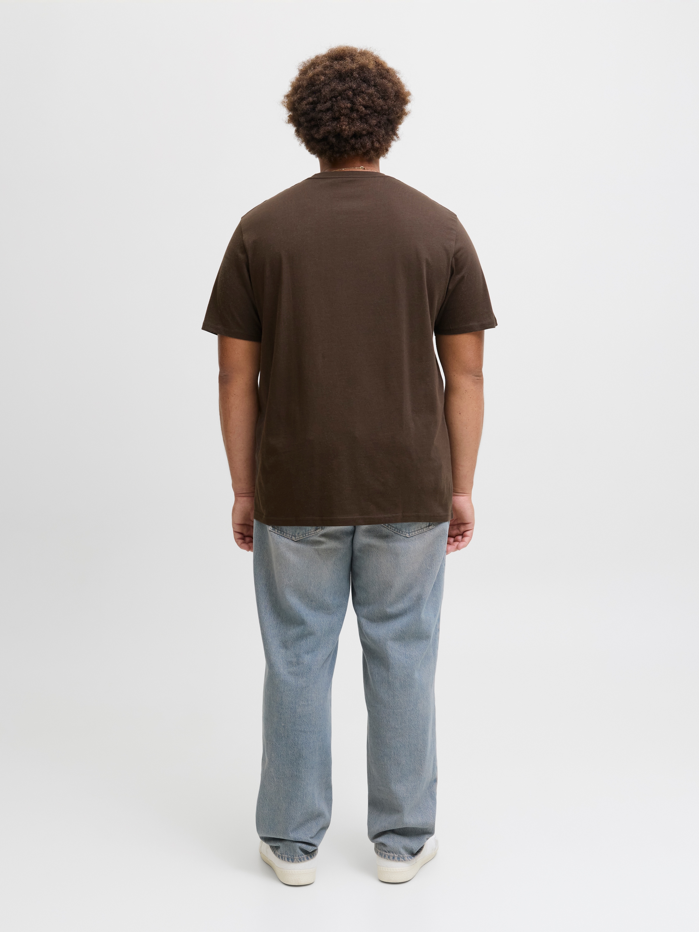 Jack & Jones PlusSize T-shirt »JJESOHO TEE SS CREW NECK NOOS PLS« mit Logobranding