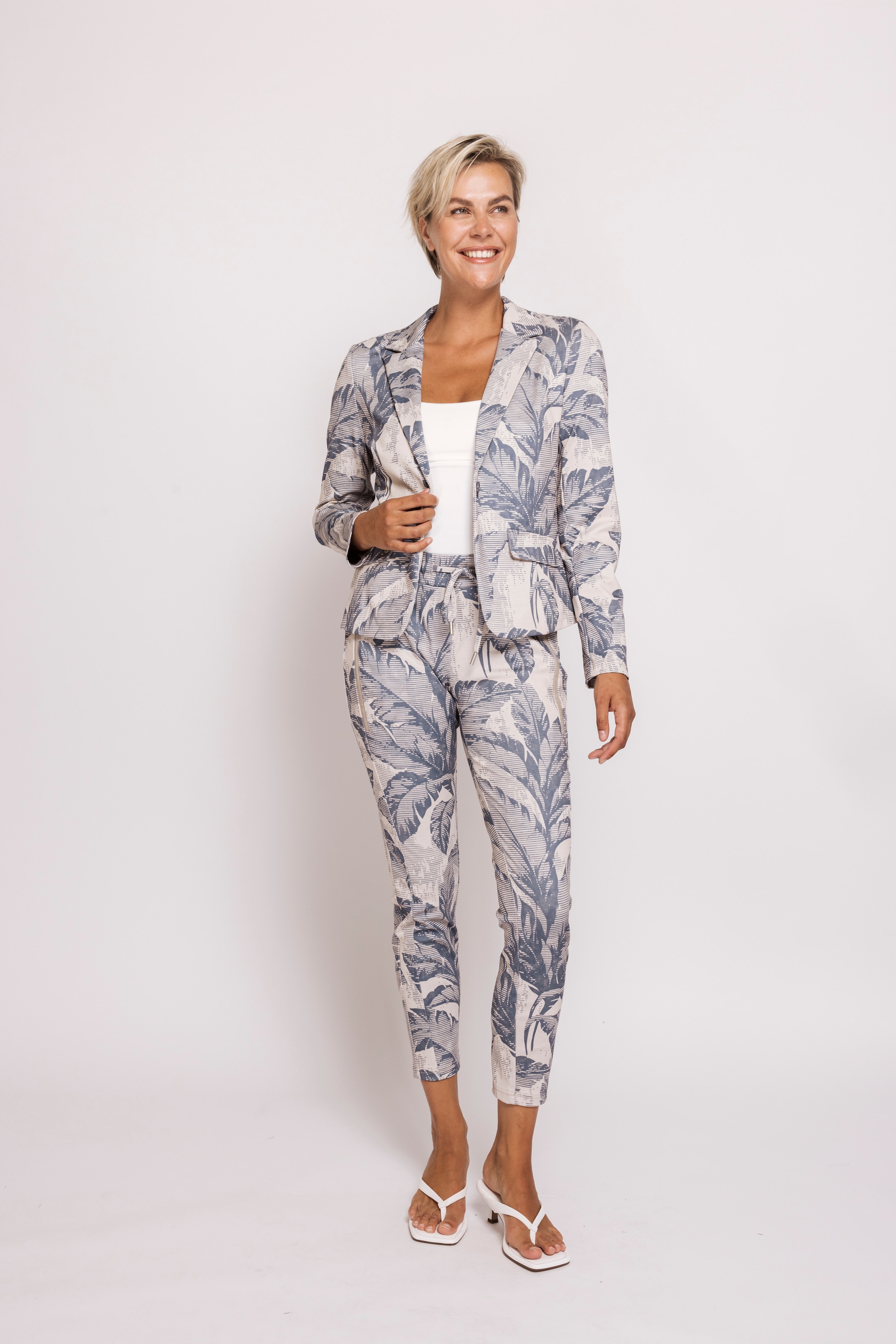 Zhrill Pantalon en tissu »ZHCHIARA CASUAL«  mit floralem Allover-Muster